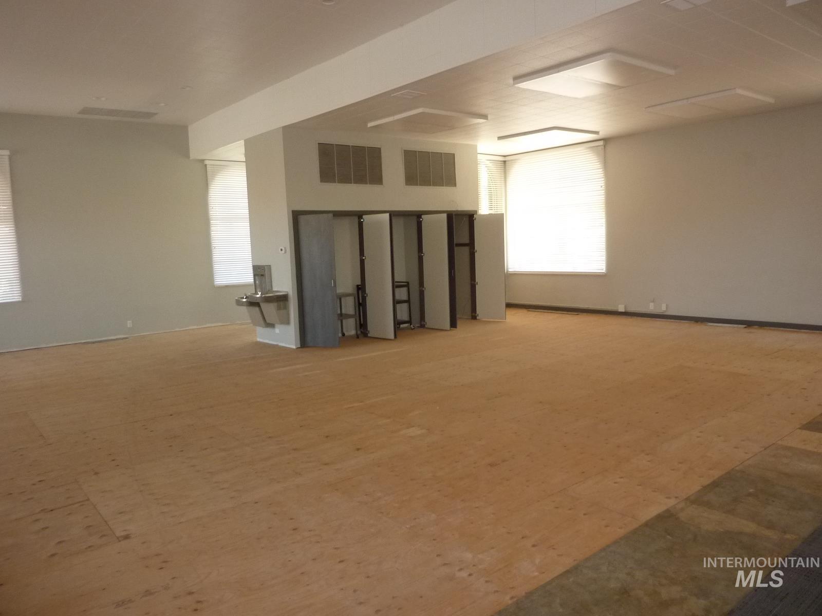 1031 21st Street Property Photo 7