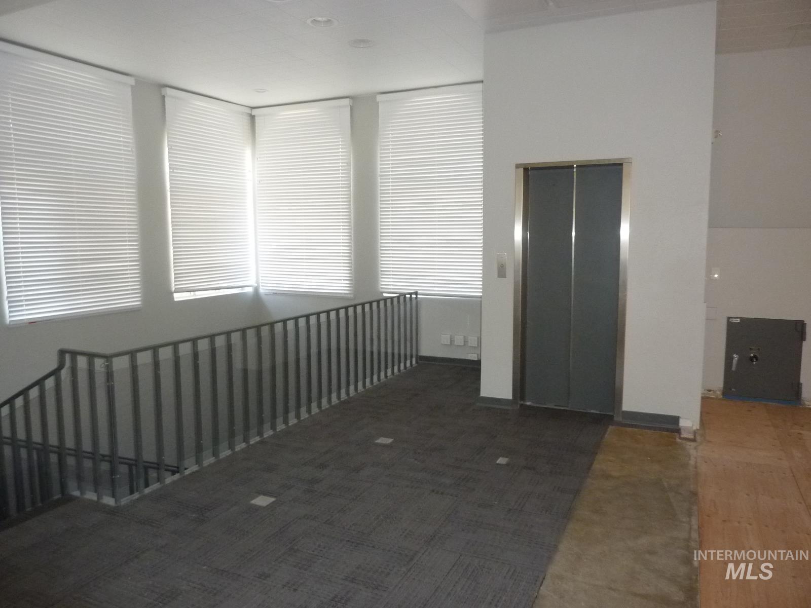 1031 21st Street Property Photo 8