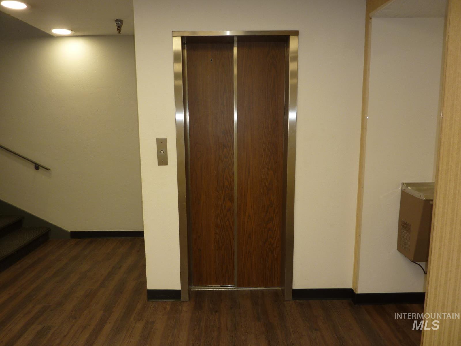 1031 21st Street Property Photo 10