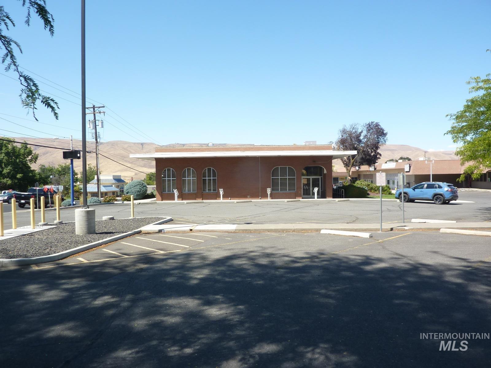 1031 21st Street Property Photo 25