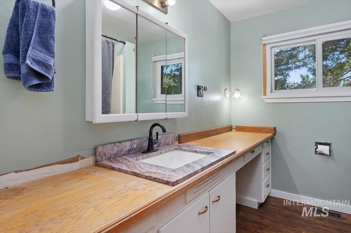 249 W 500 S Property Photo 27