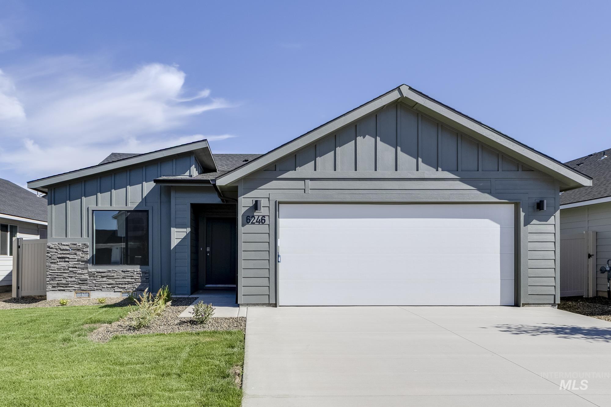 6246 W Naxos St Property Photo 1