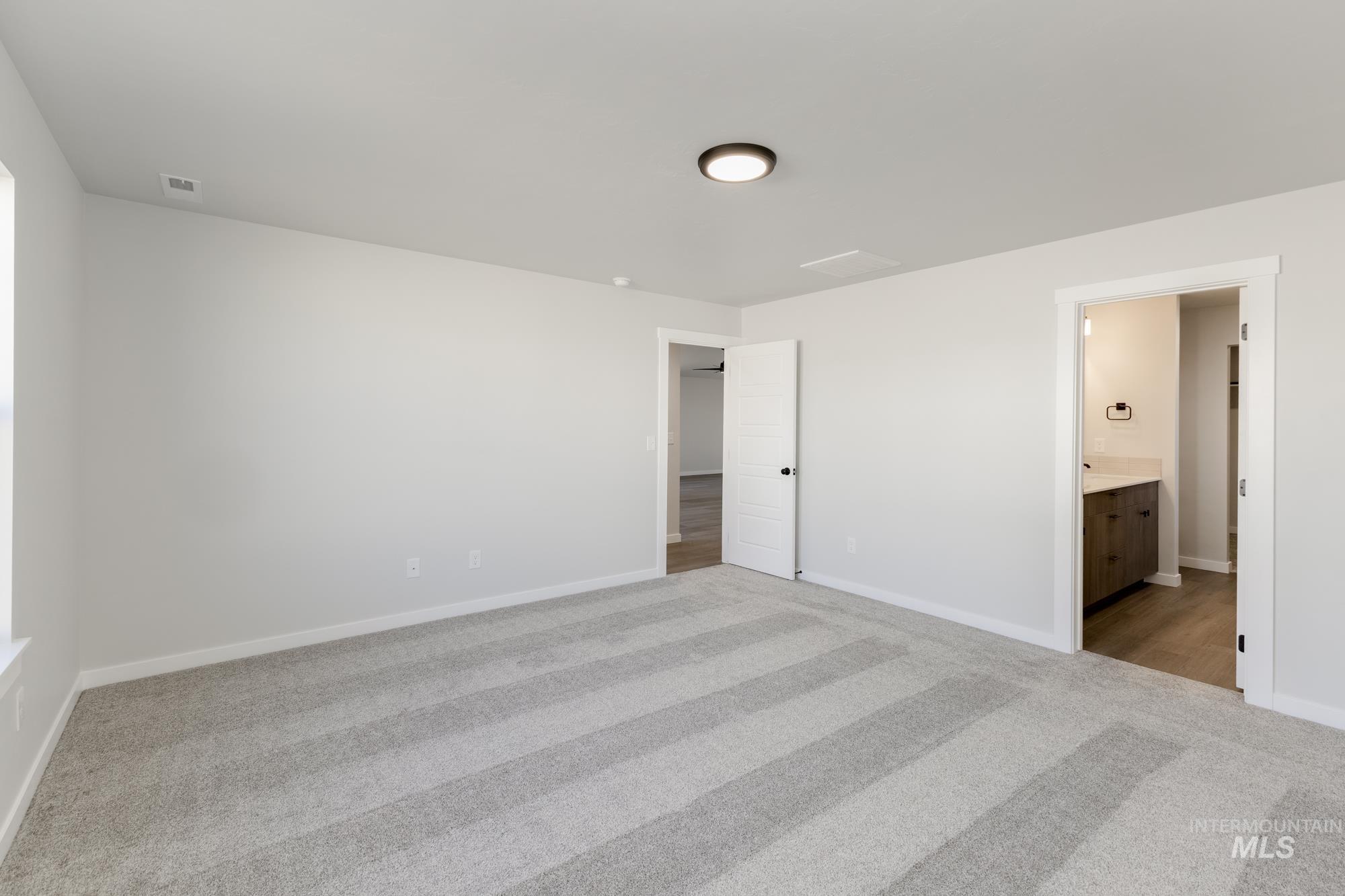 10532 W Tinder St Property Photo 17