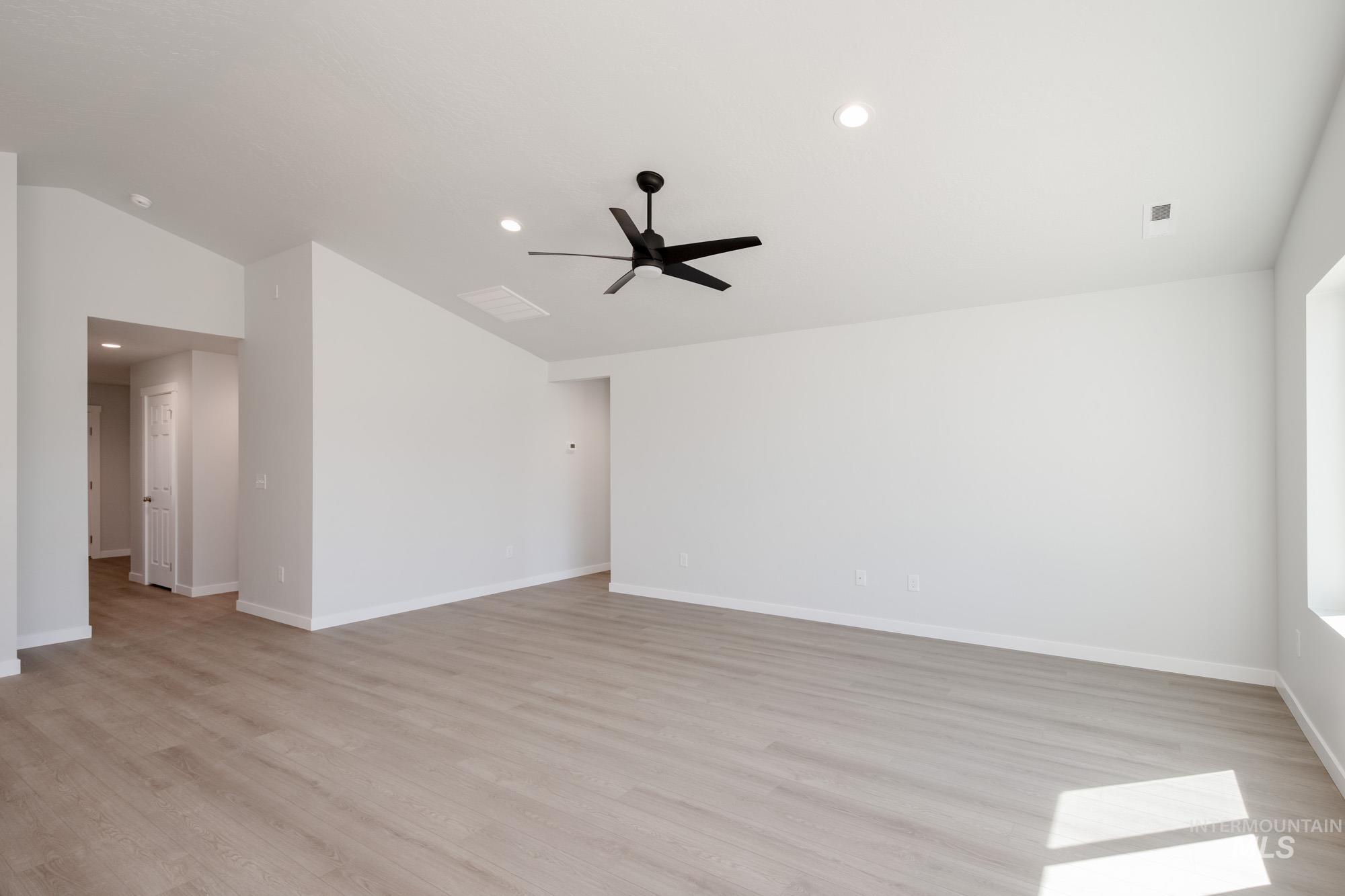 9147 W White Jasmine Ct Property Photo 11