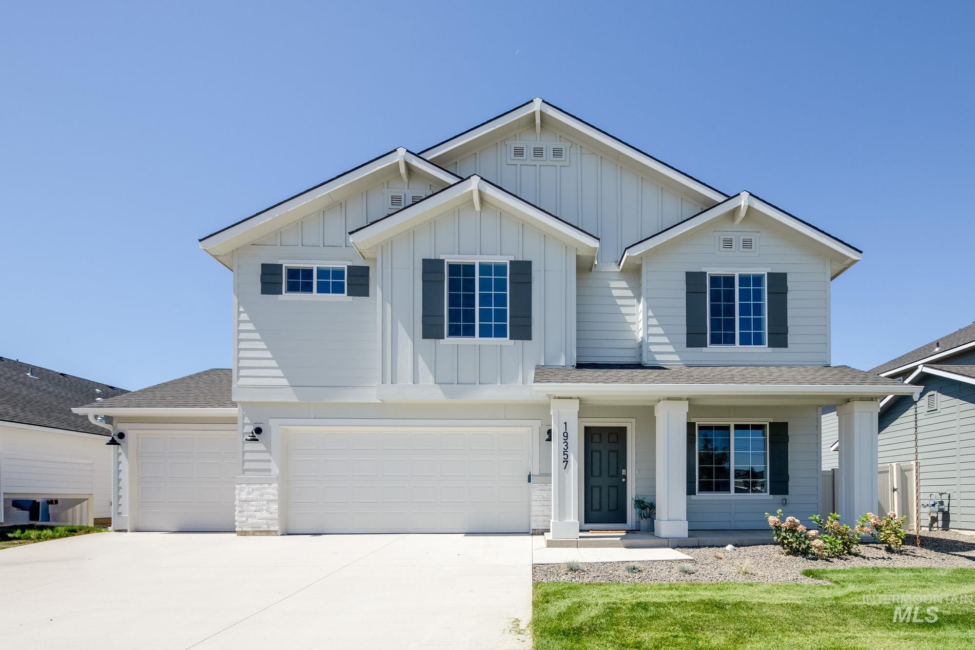 19357 Schooner Ave Property Photo 1