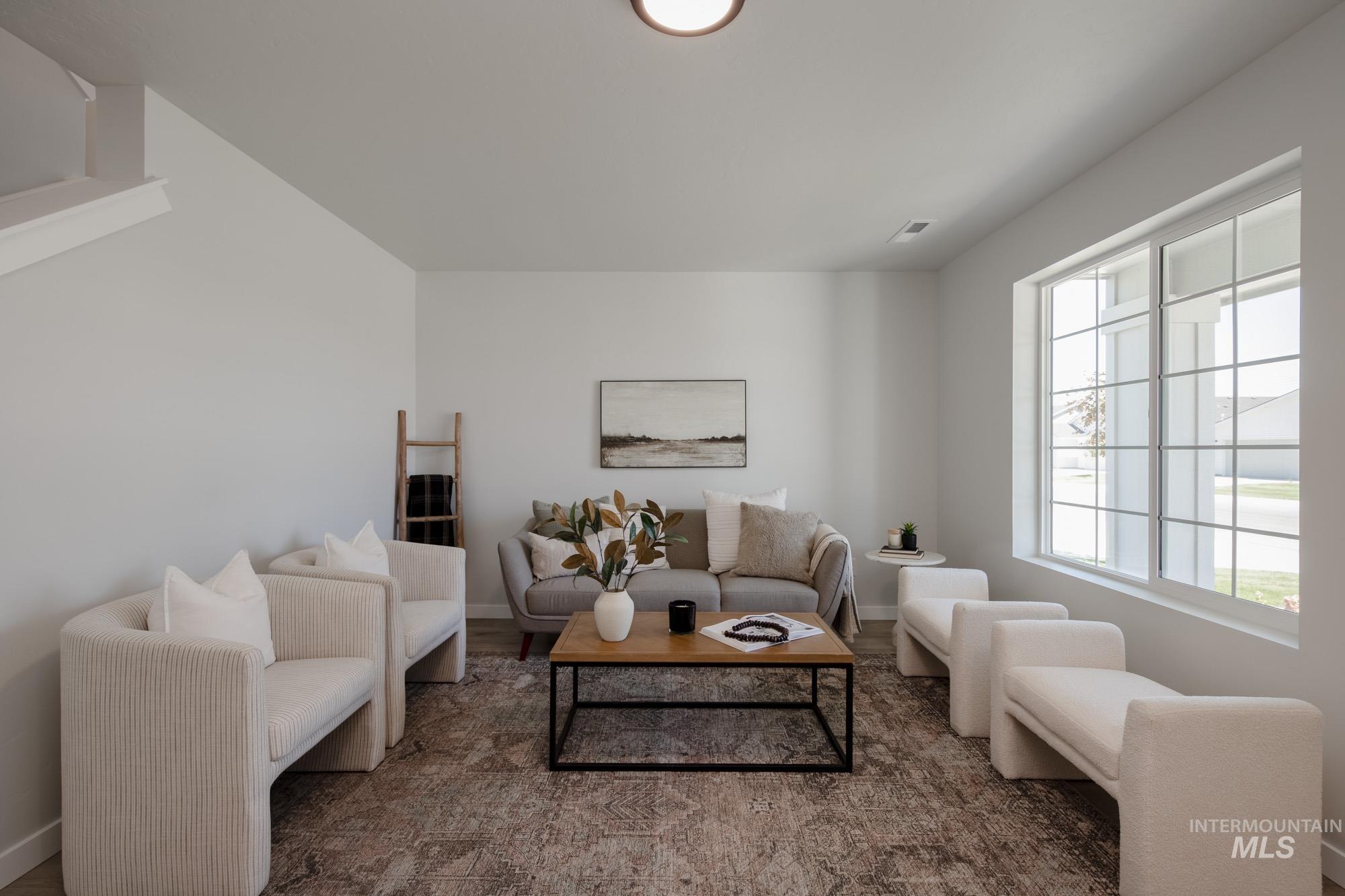 19357 Schooner Ave Property Photo 3