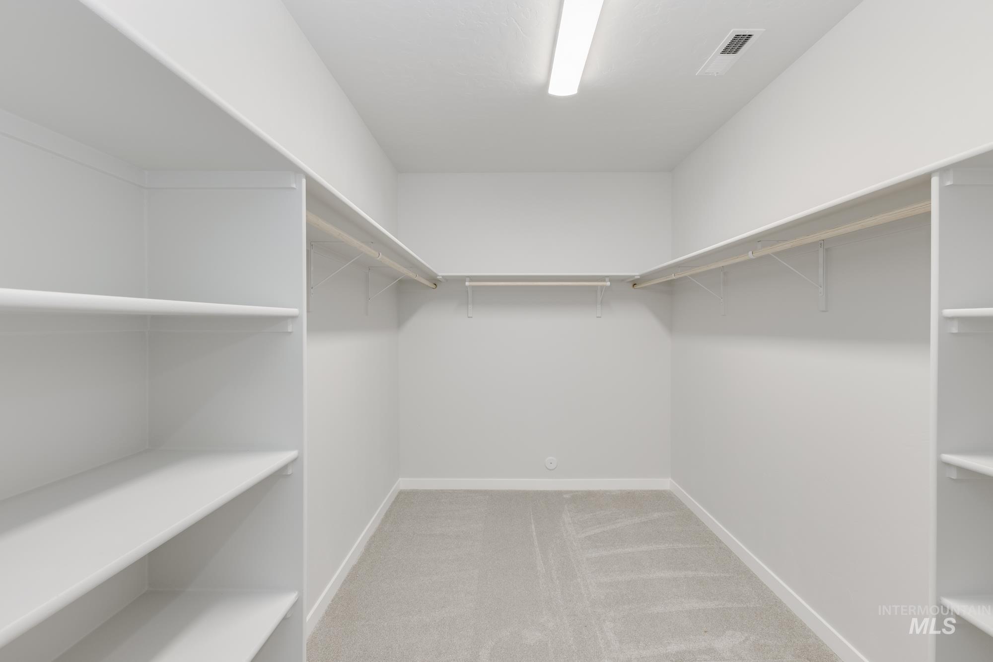 684 W Striped Owl St Property Photo 20