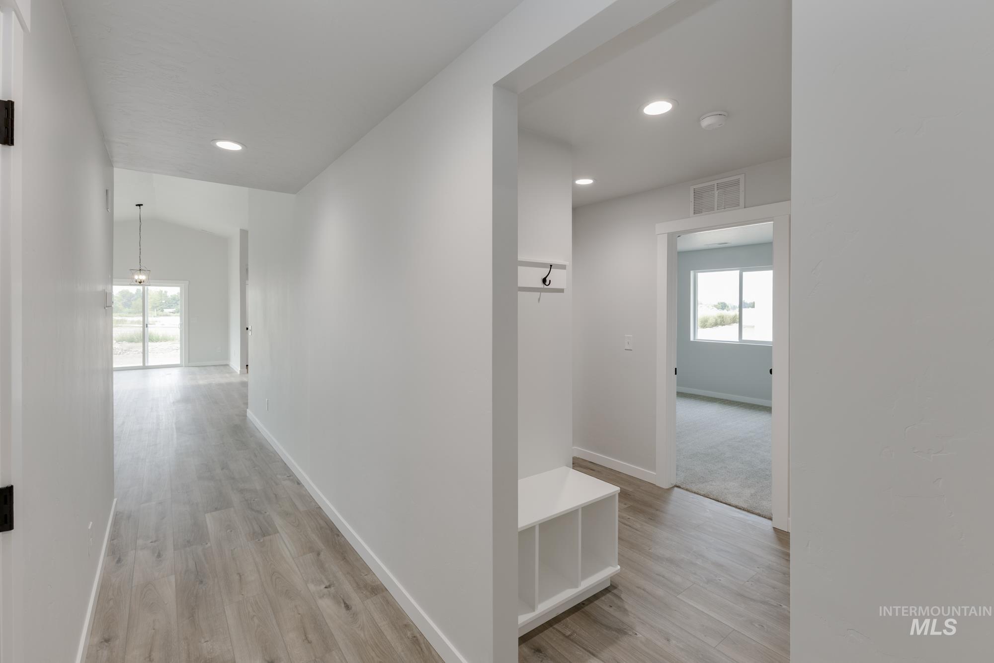 2319 W Opalite Dr Property Photo 10