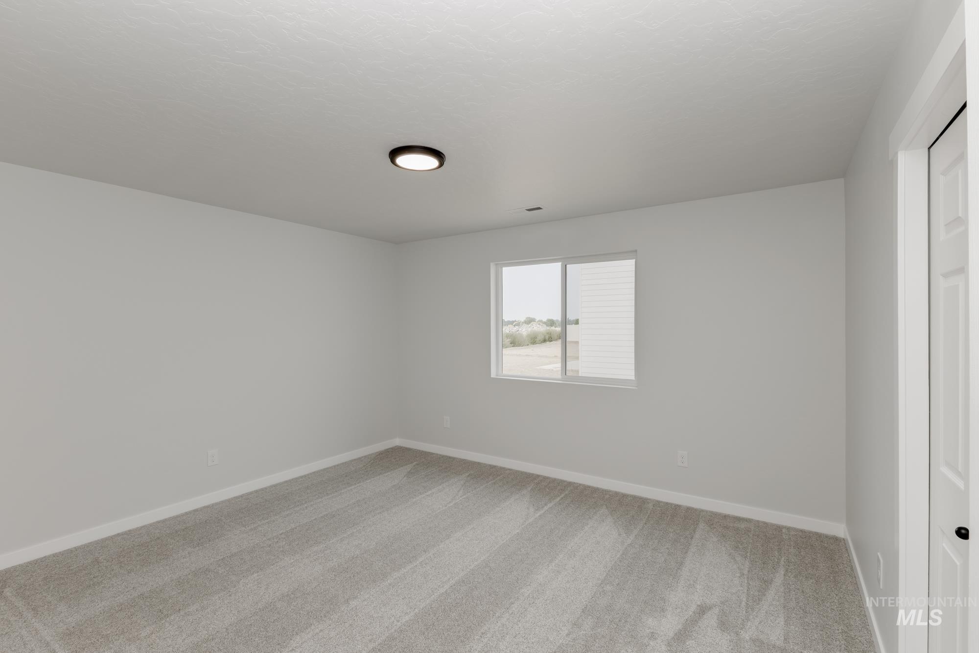 2319 W Opalite Dr Property Photo 15