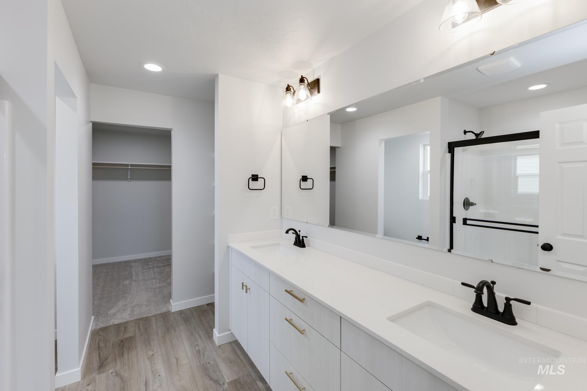 2319 W Opalite Dr Property Photo 18