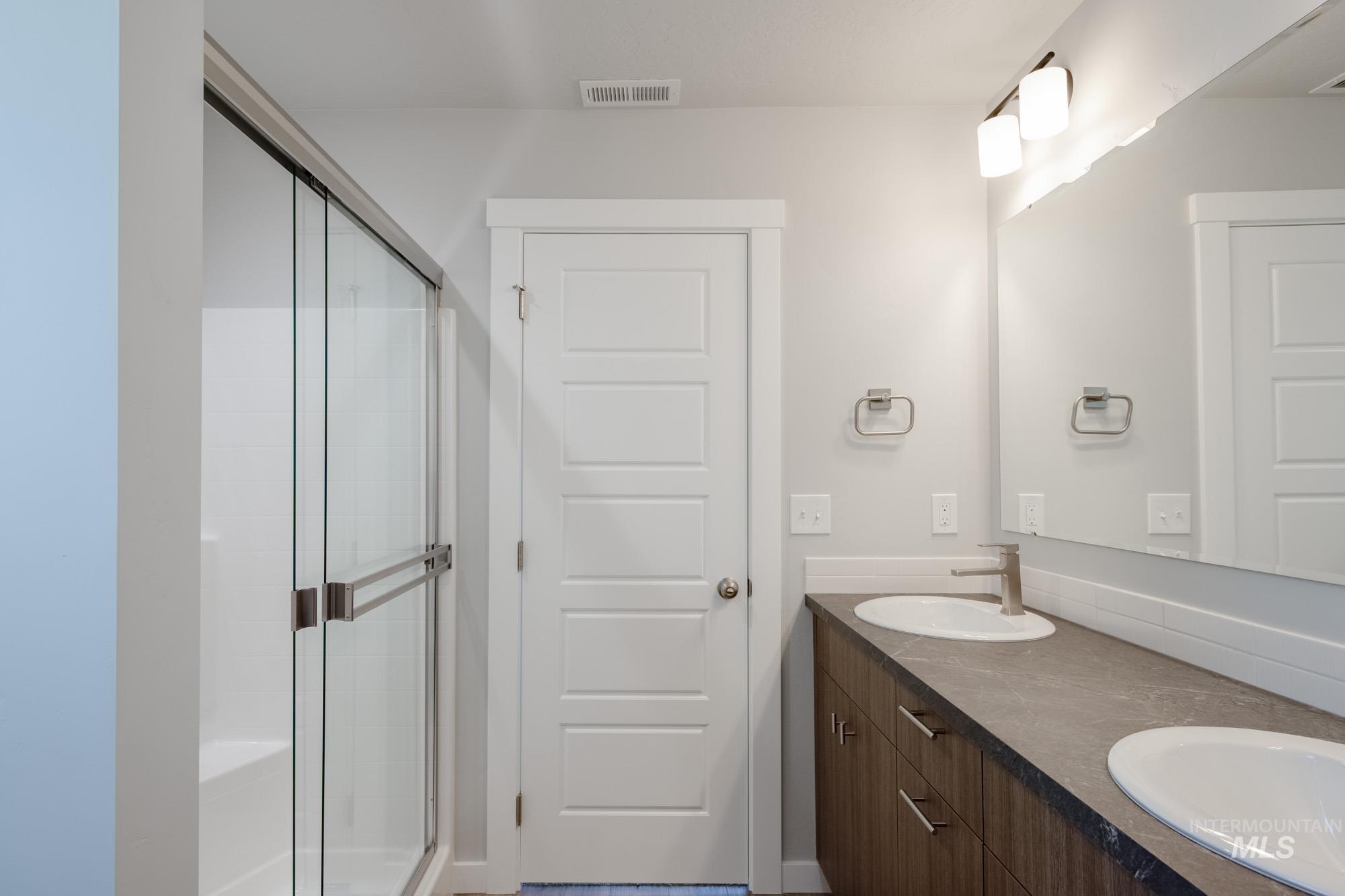 3408 W Morere Dr Property Photo 22