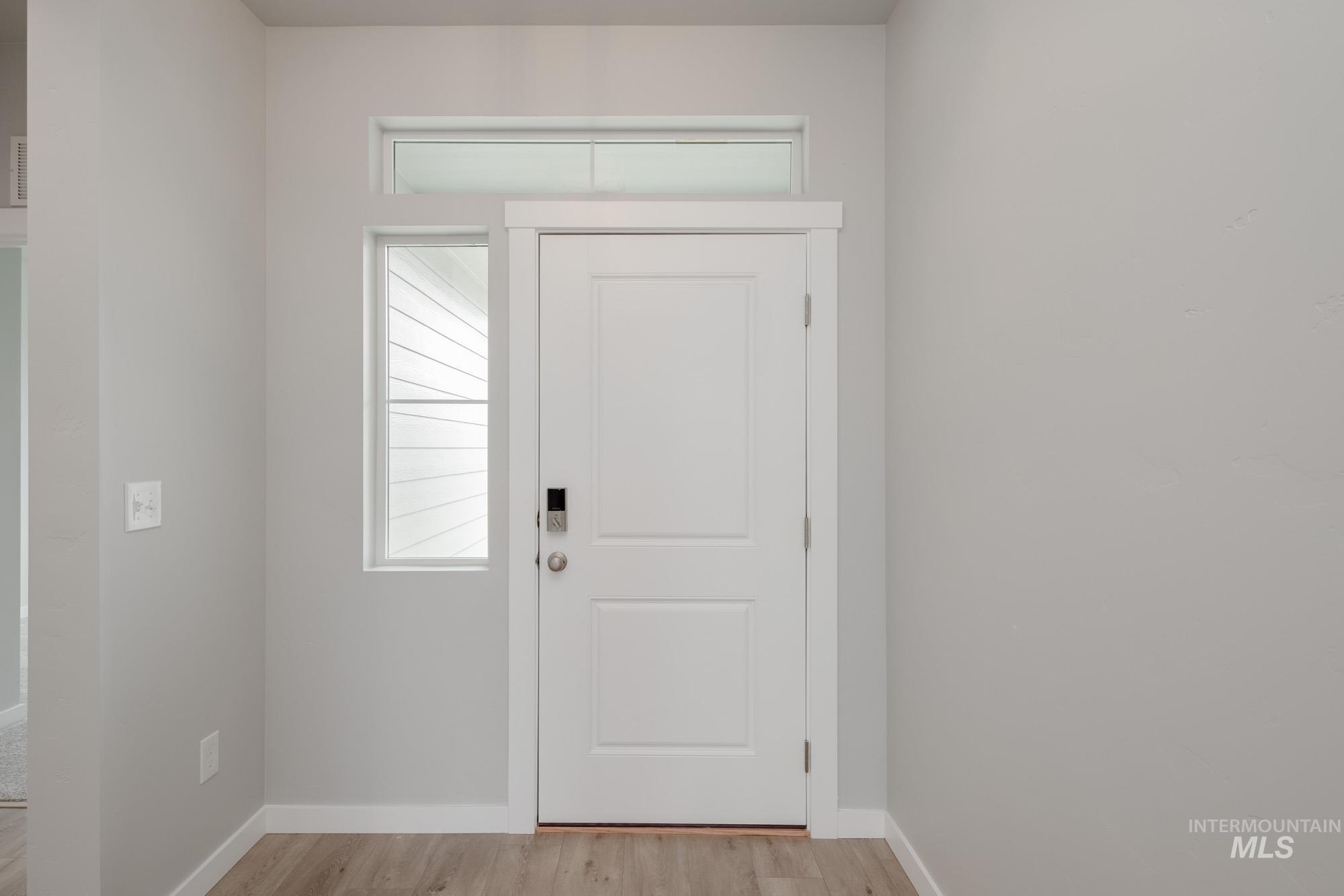 3440 W Morere Dr Property Photo 3