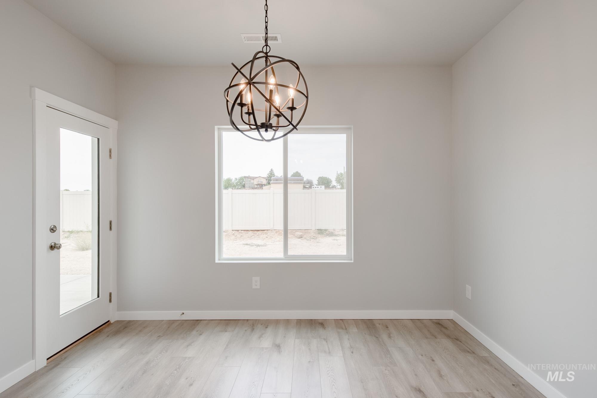 3440 W Morere Dr Property Photo 8