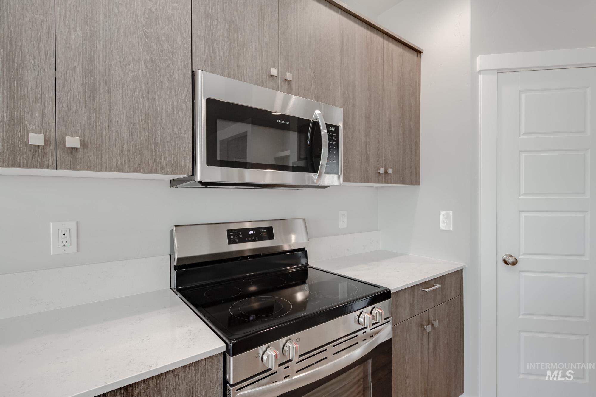 3440 W Morere Dr Property Photo 9