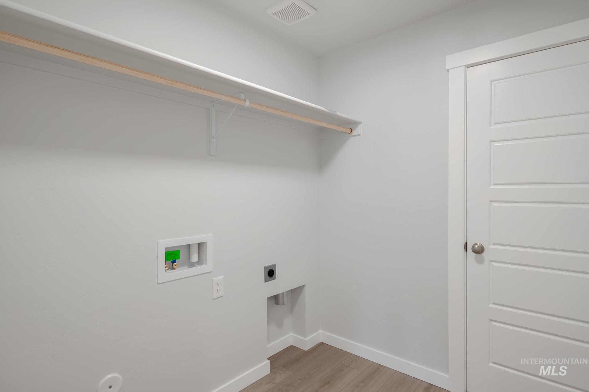 3424 W Morere Dr Property Photo 18