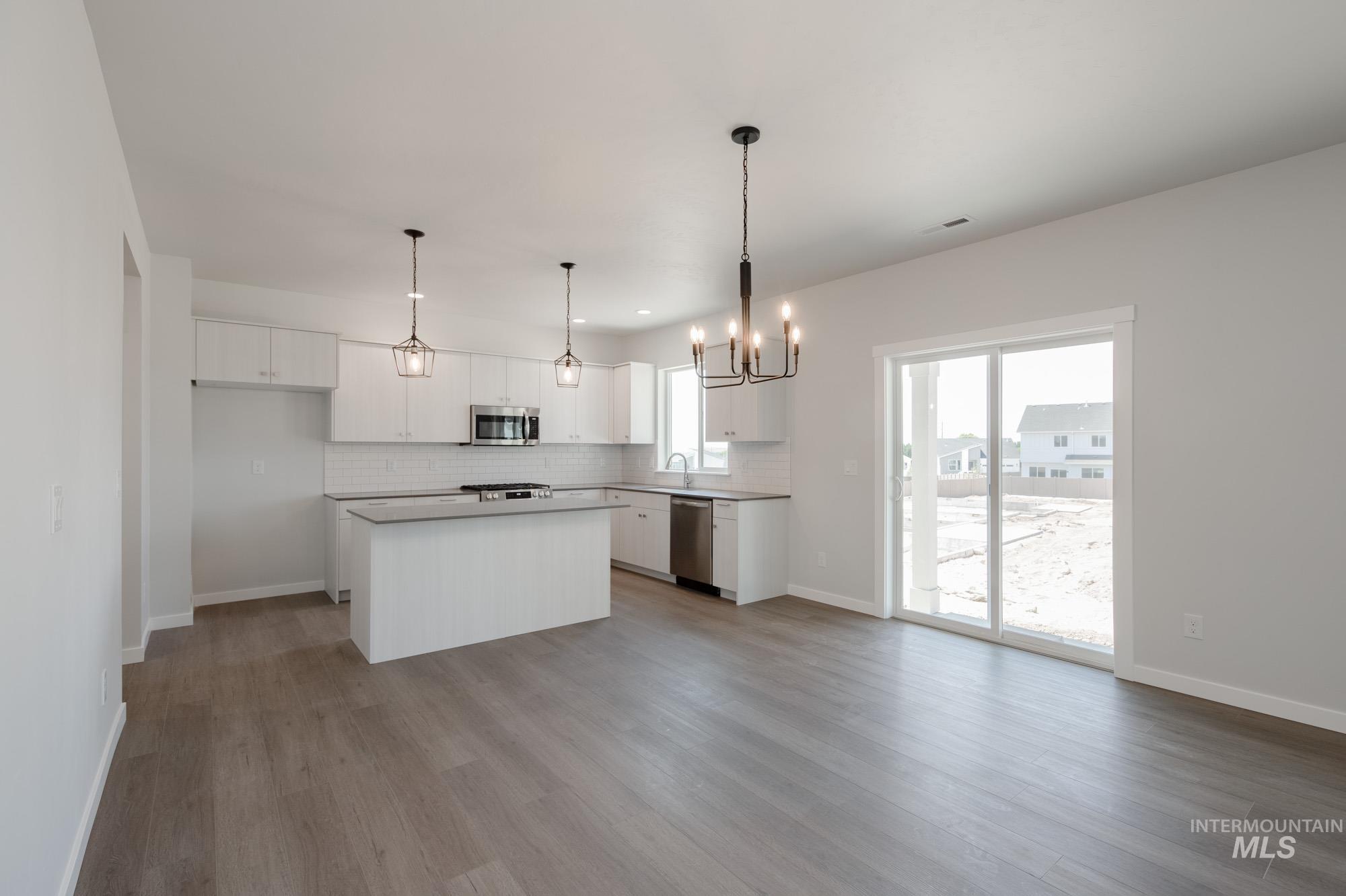 6447 S Sunfish Way Property Photo 11