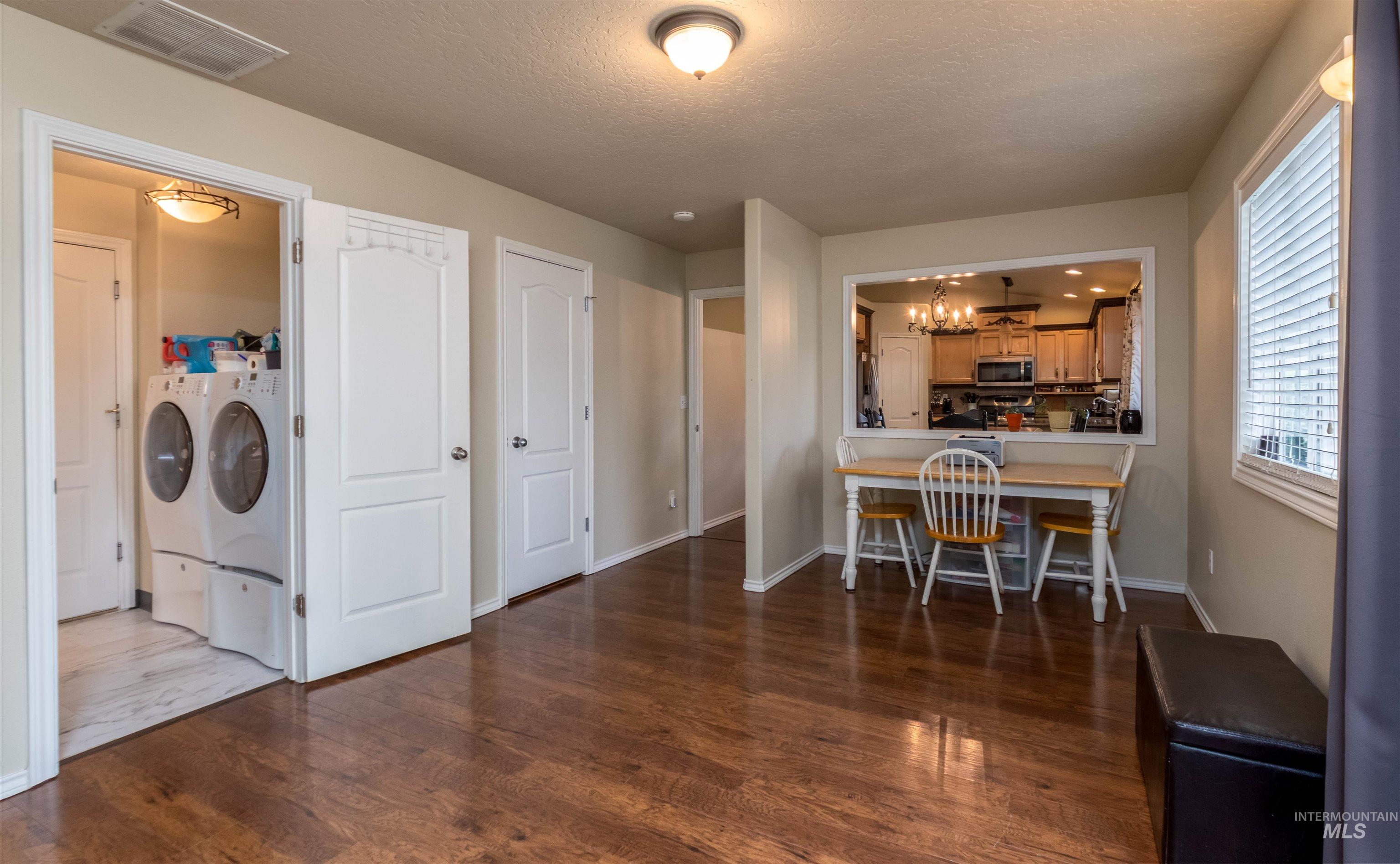 485 N Nebula Property Photo 12