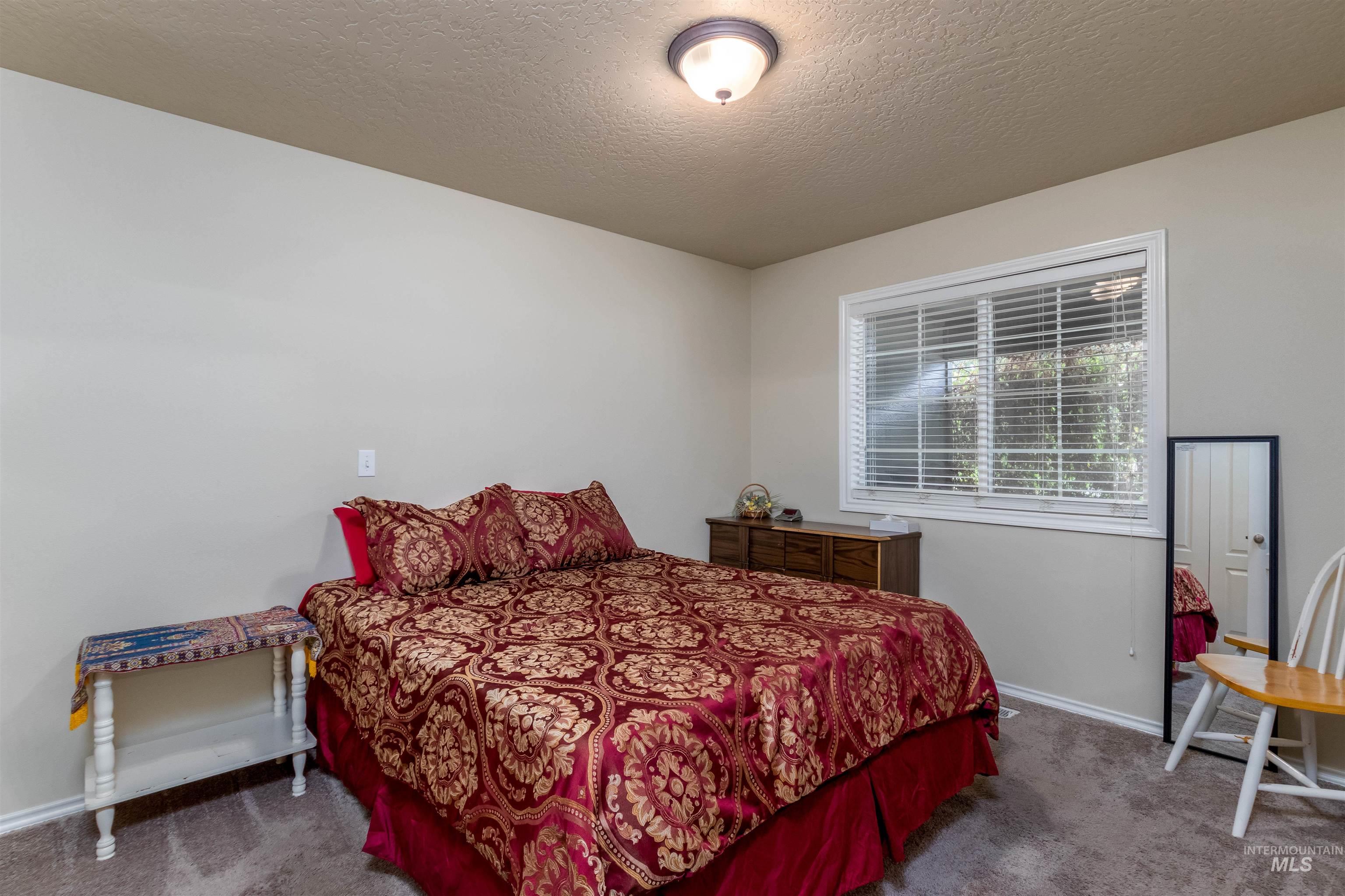 485 N Nebula Property Photo 20