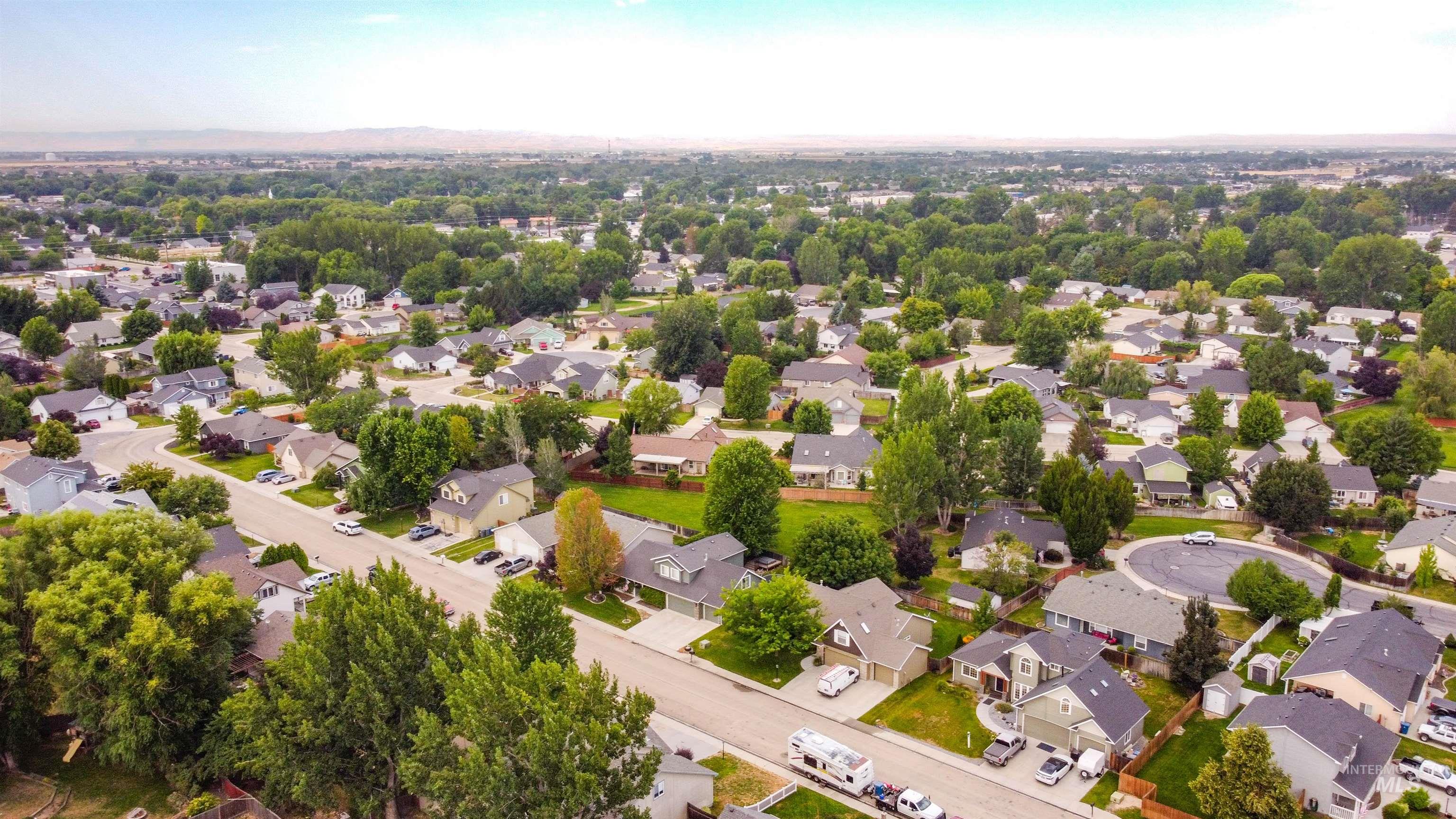 485 N Nebula Property Photo 41