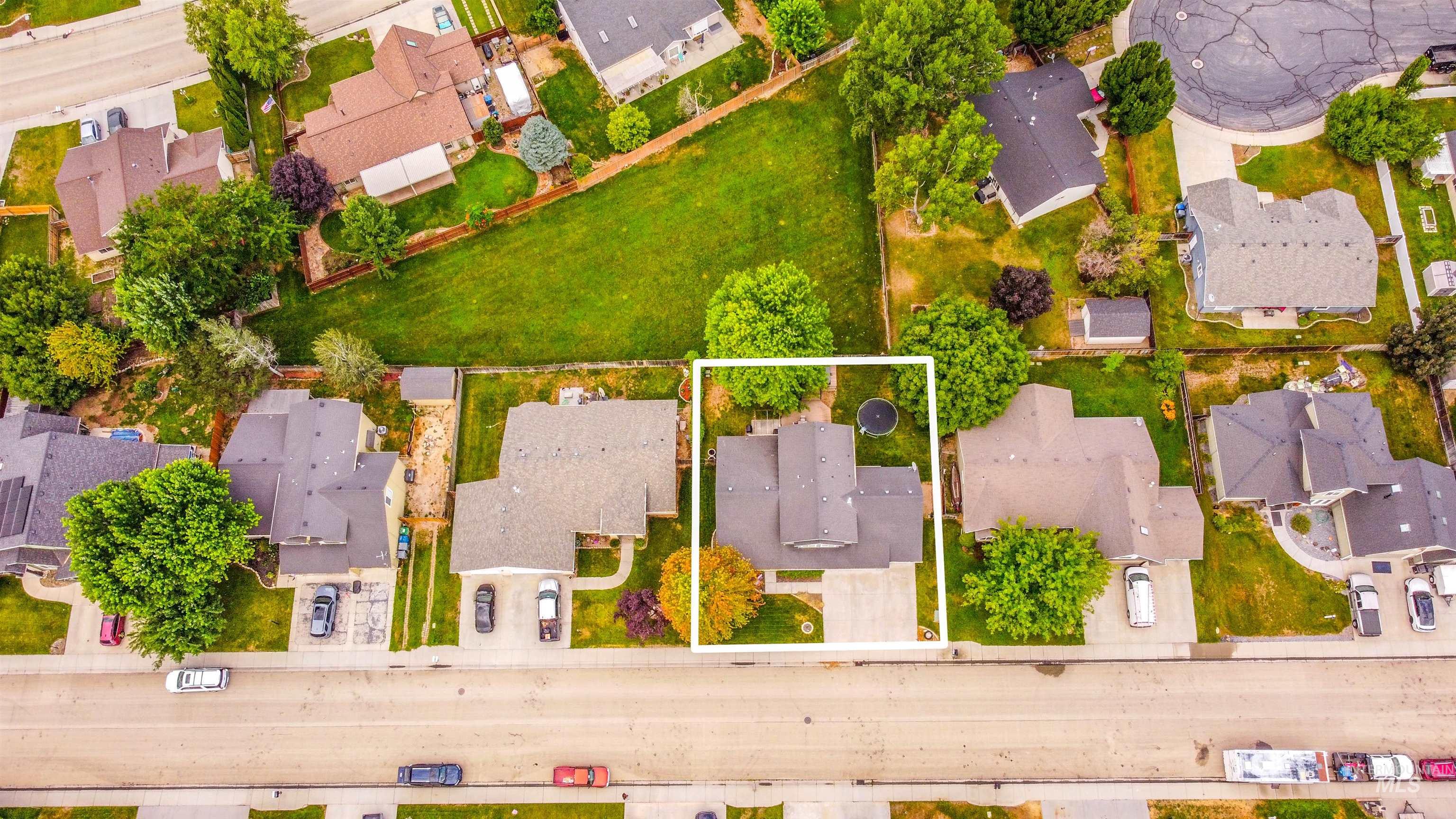 485 N Nebula Property Photo 44