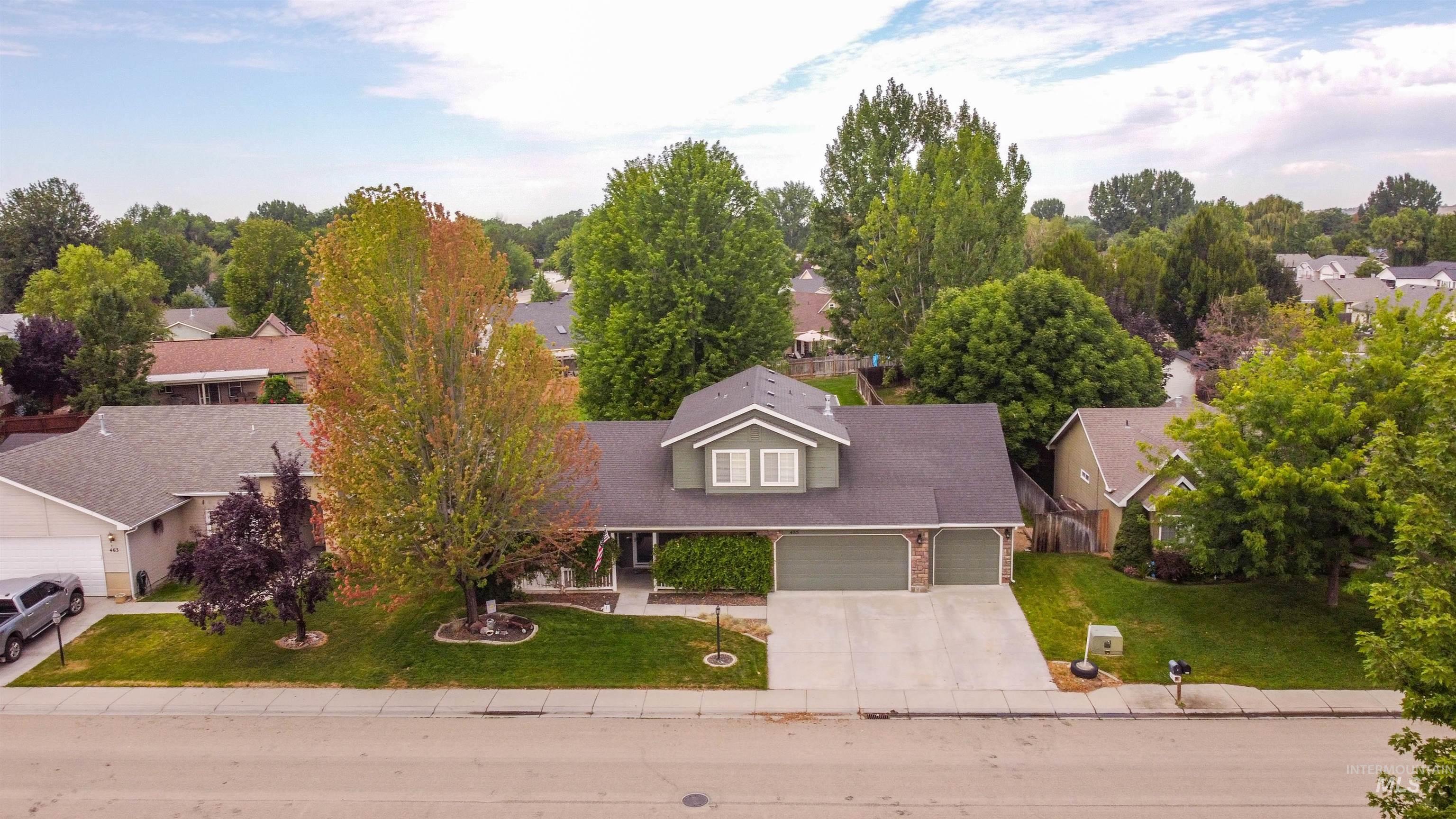 485 N Nebula Property Photo 46