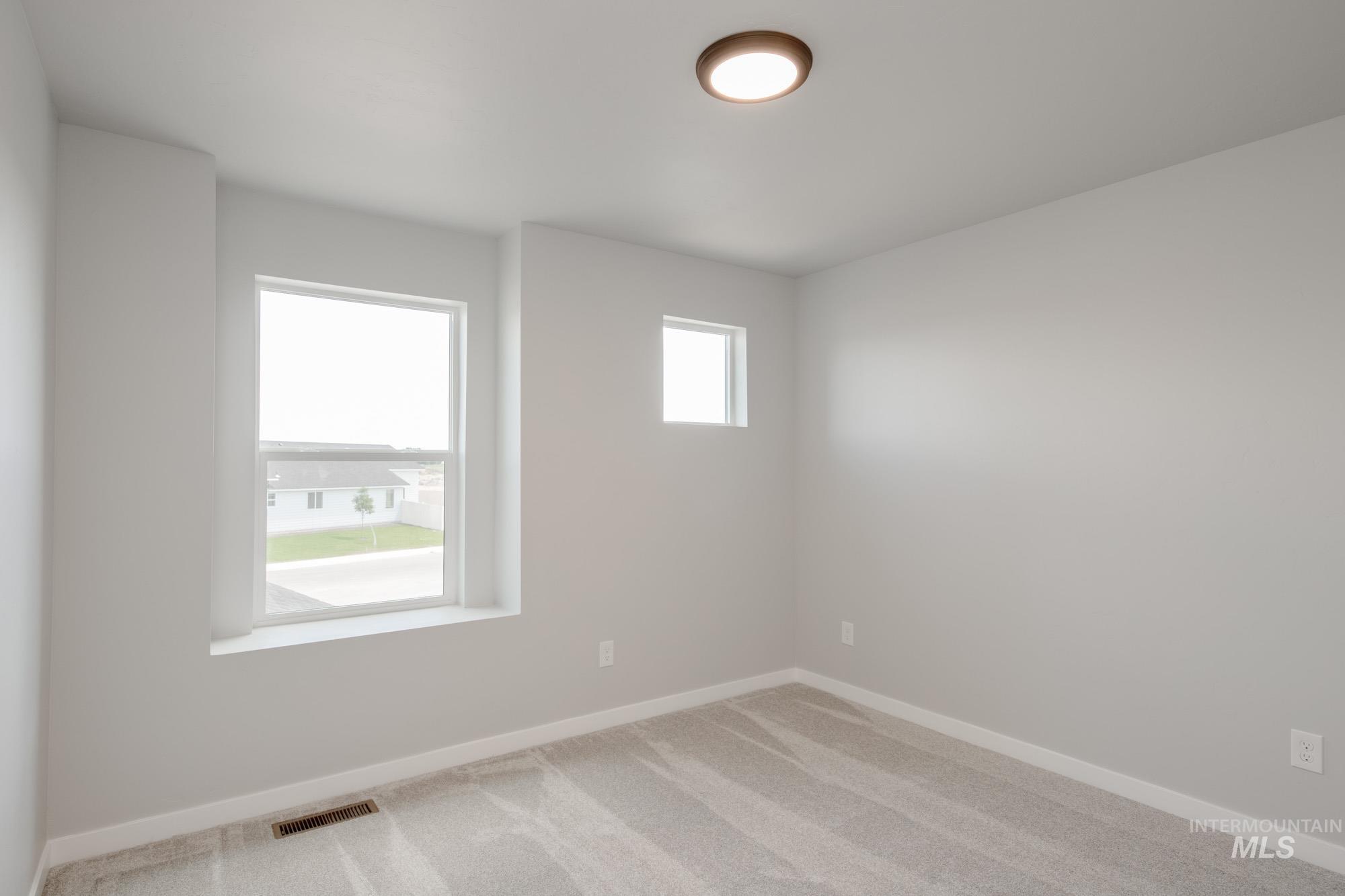 6817 S Old Farm Ave Property Photo 13