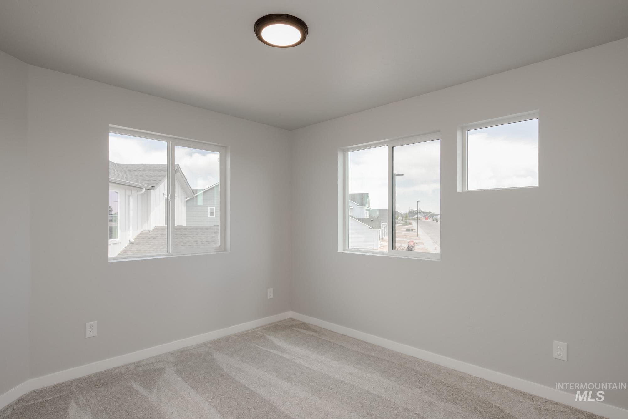 6817 S Old Farm Ave Property Photo 15