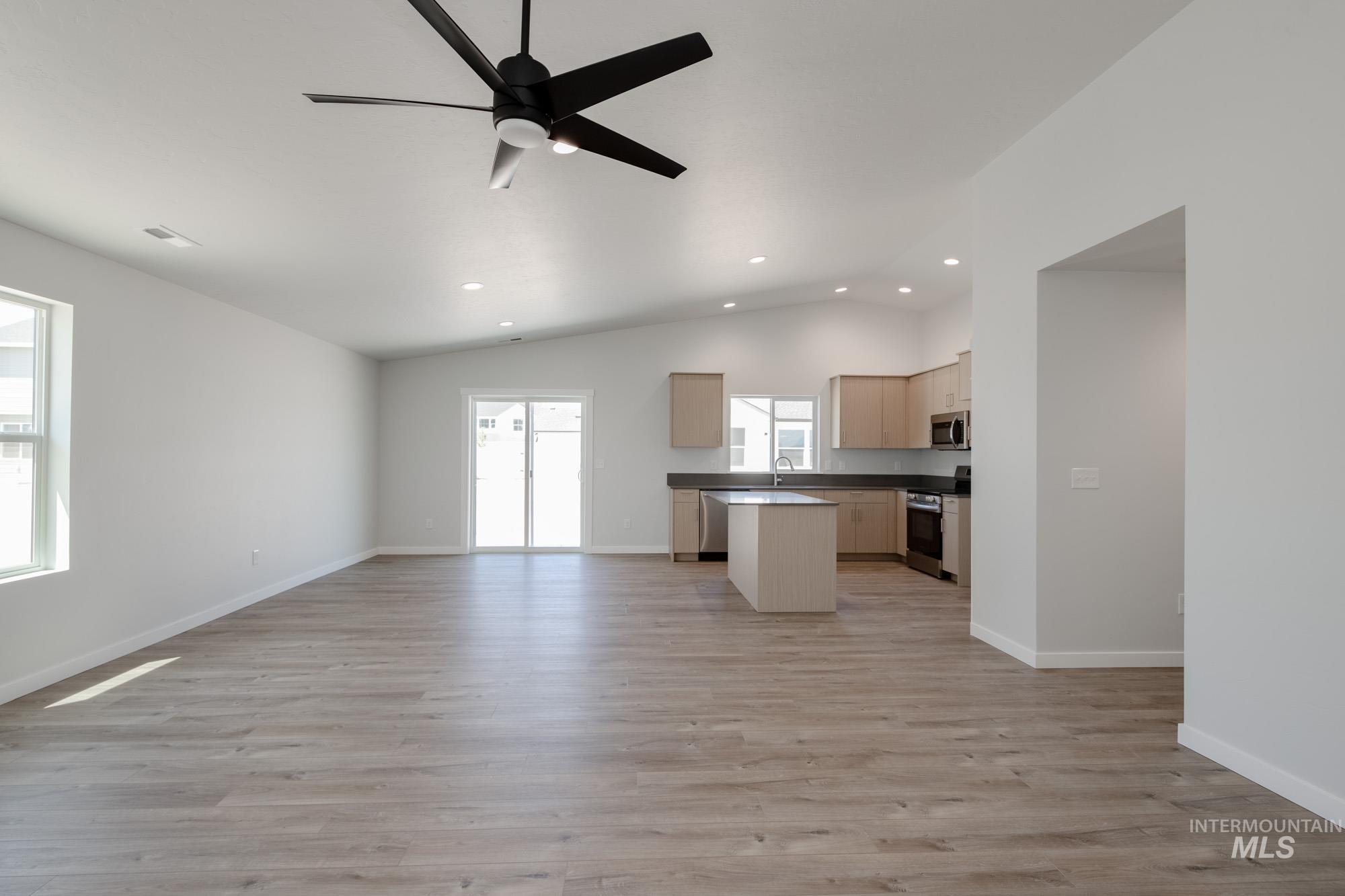 16753 Sentinel Ave Property Photo 14