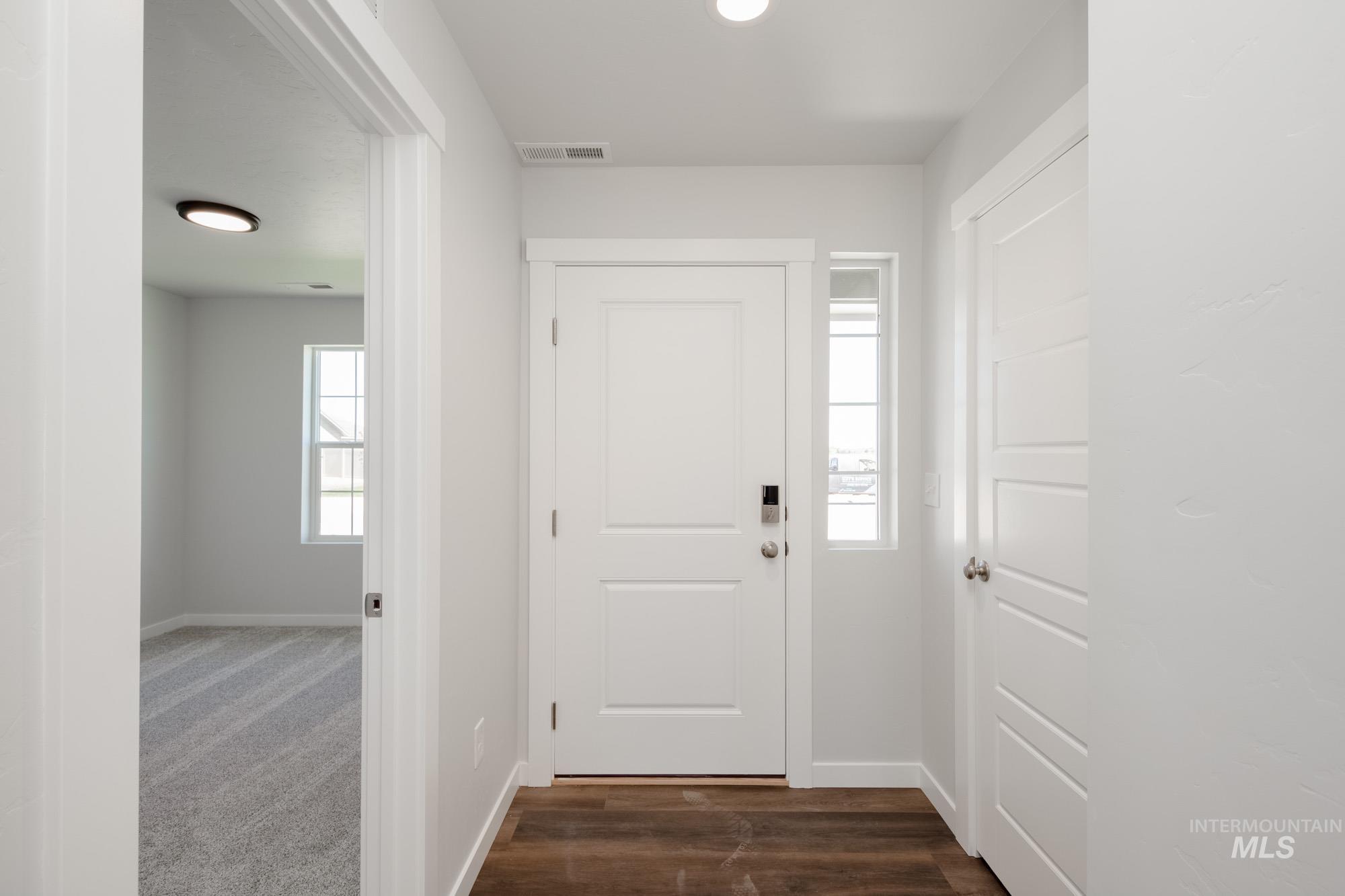 16739 Sentinel Ave Property Photo 3