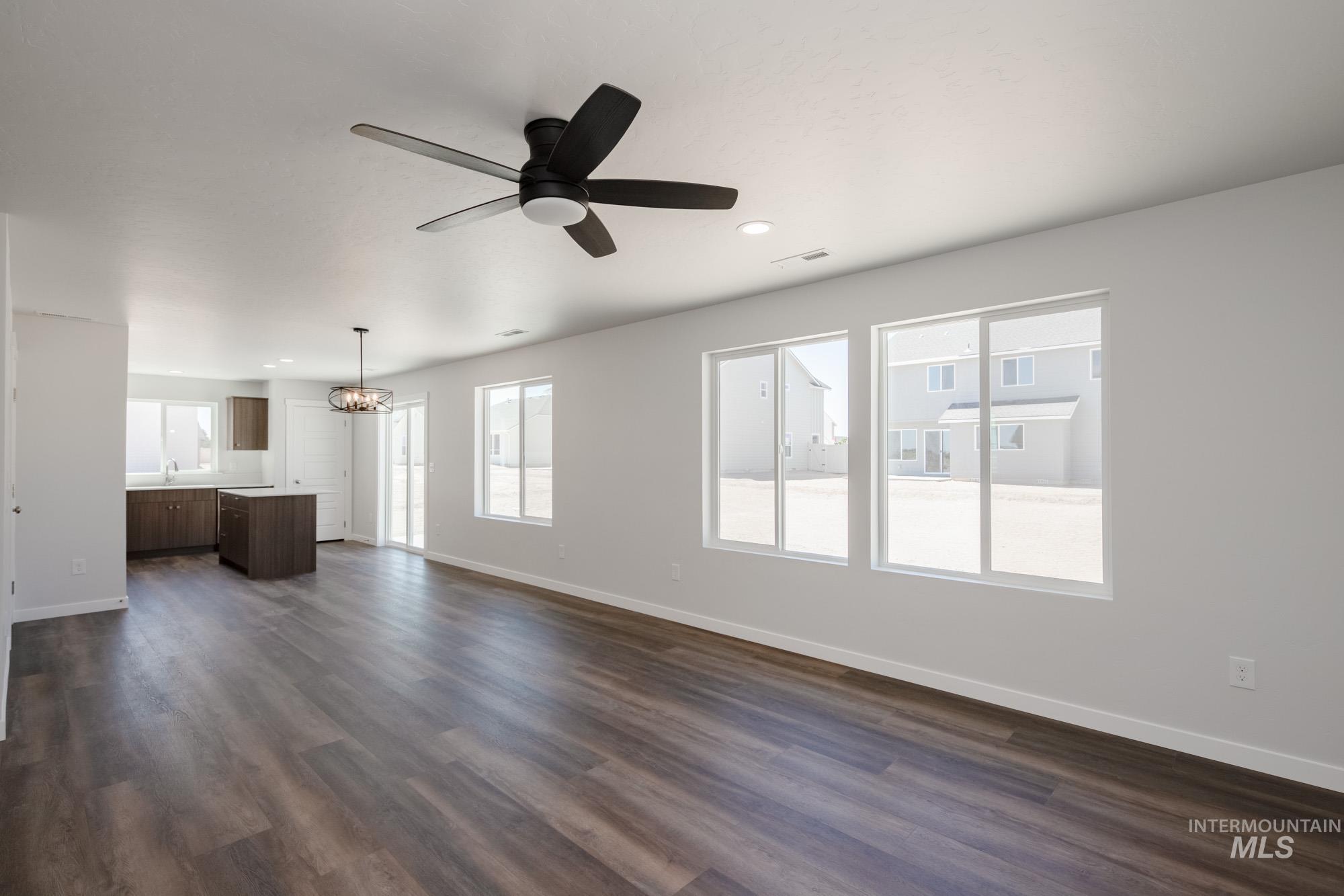 16739 Sentinel Ave Property Photo 12