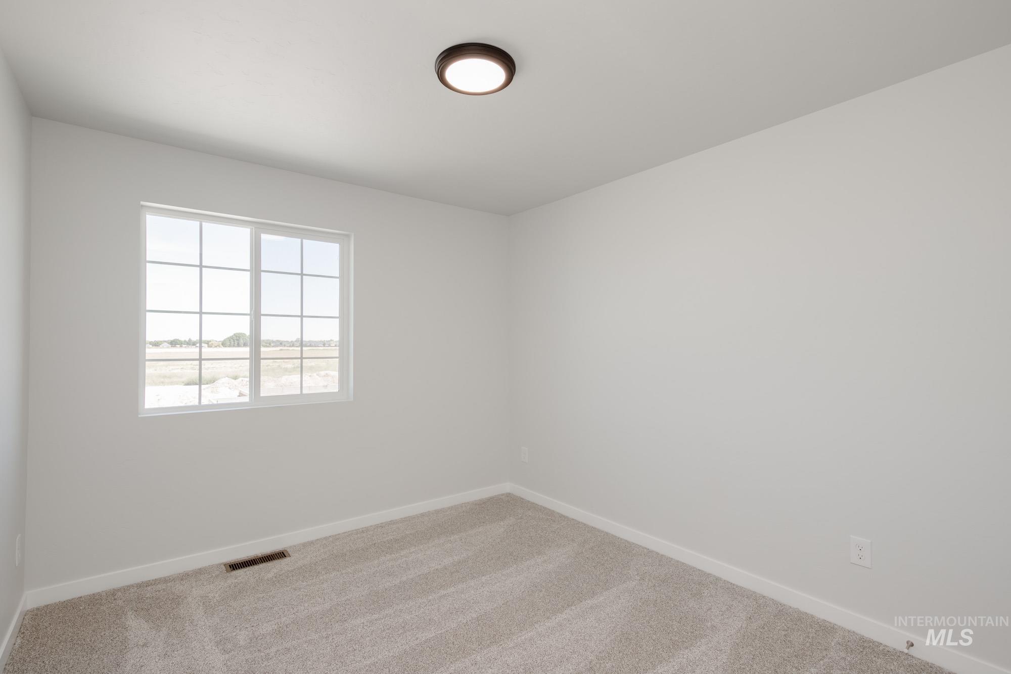 16739 Sentinel Ave Property Photo 22