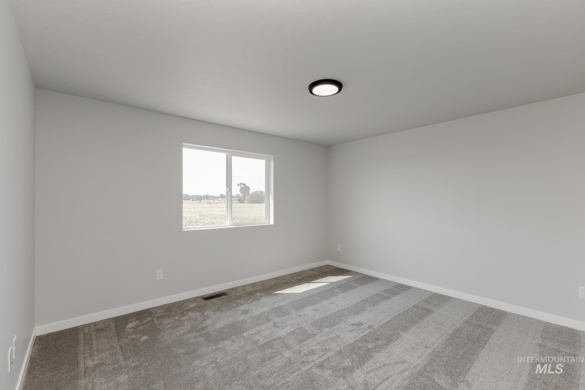 13377 Regrade St Property Photo 15