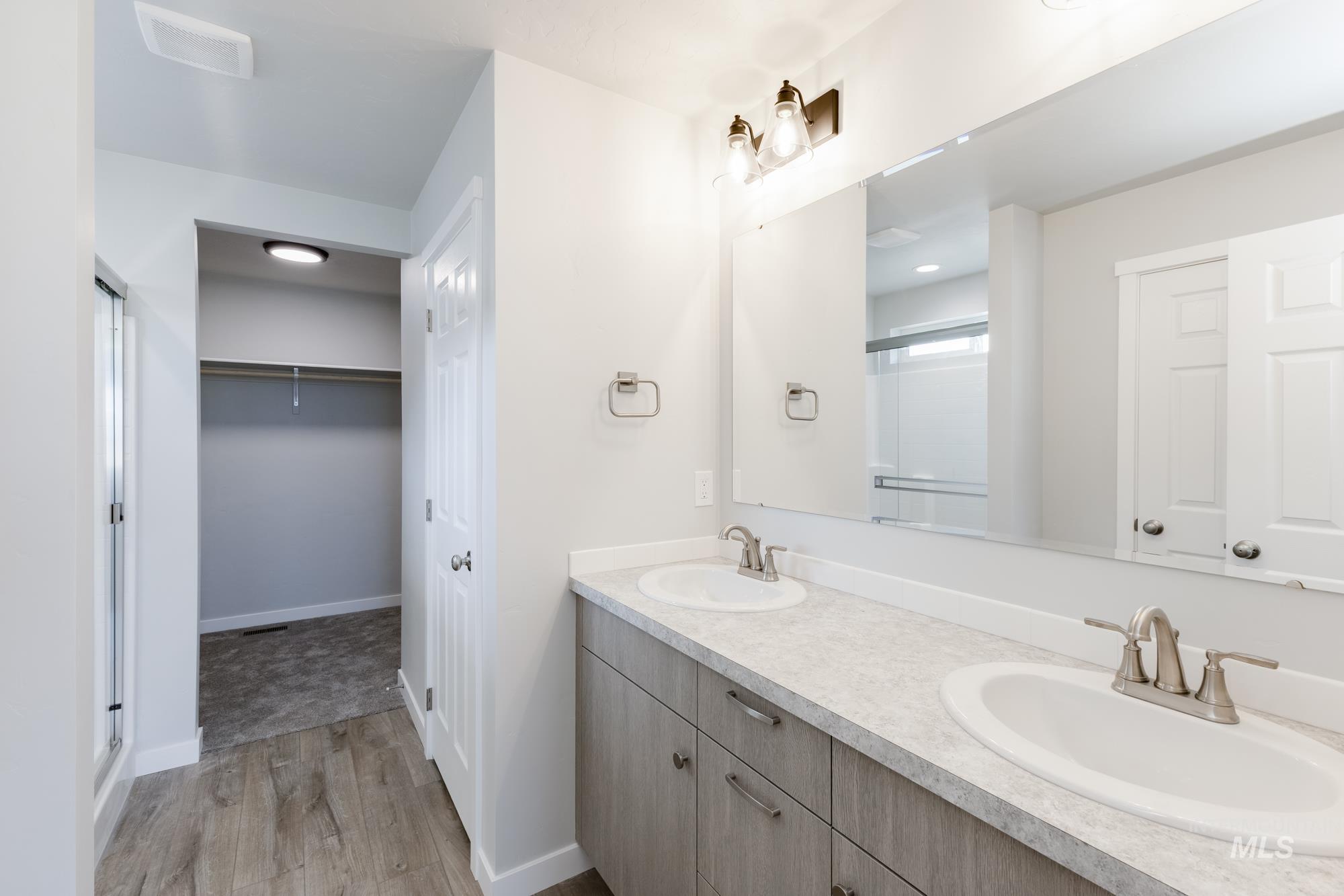 13377 Regrade St Property Photo 24