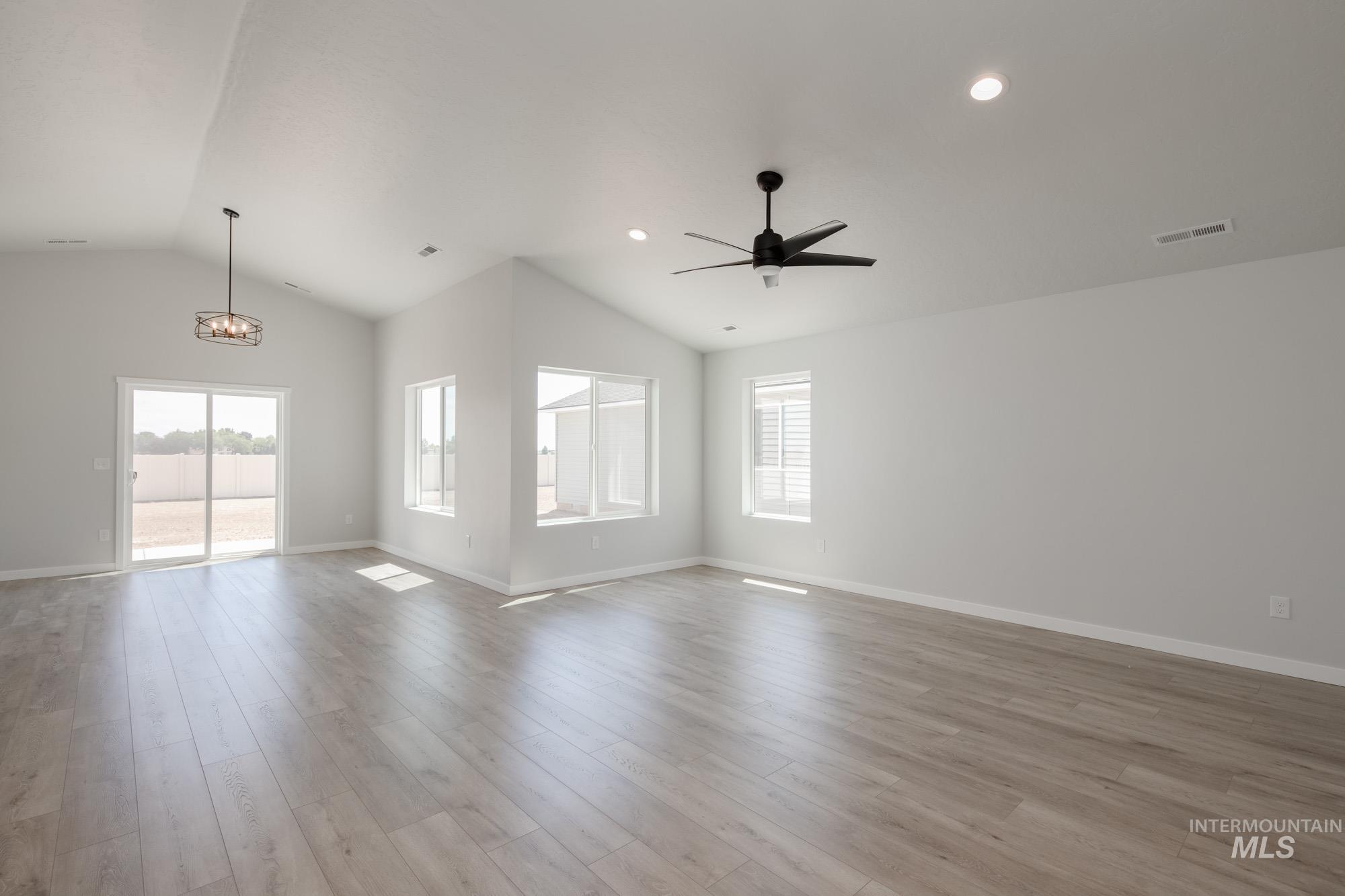 16300 Backfill Pl Property Photo 12