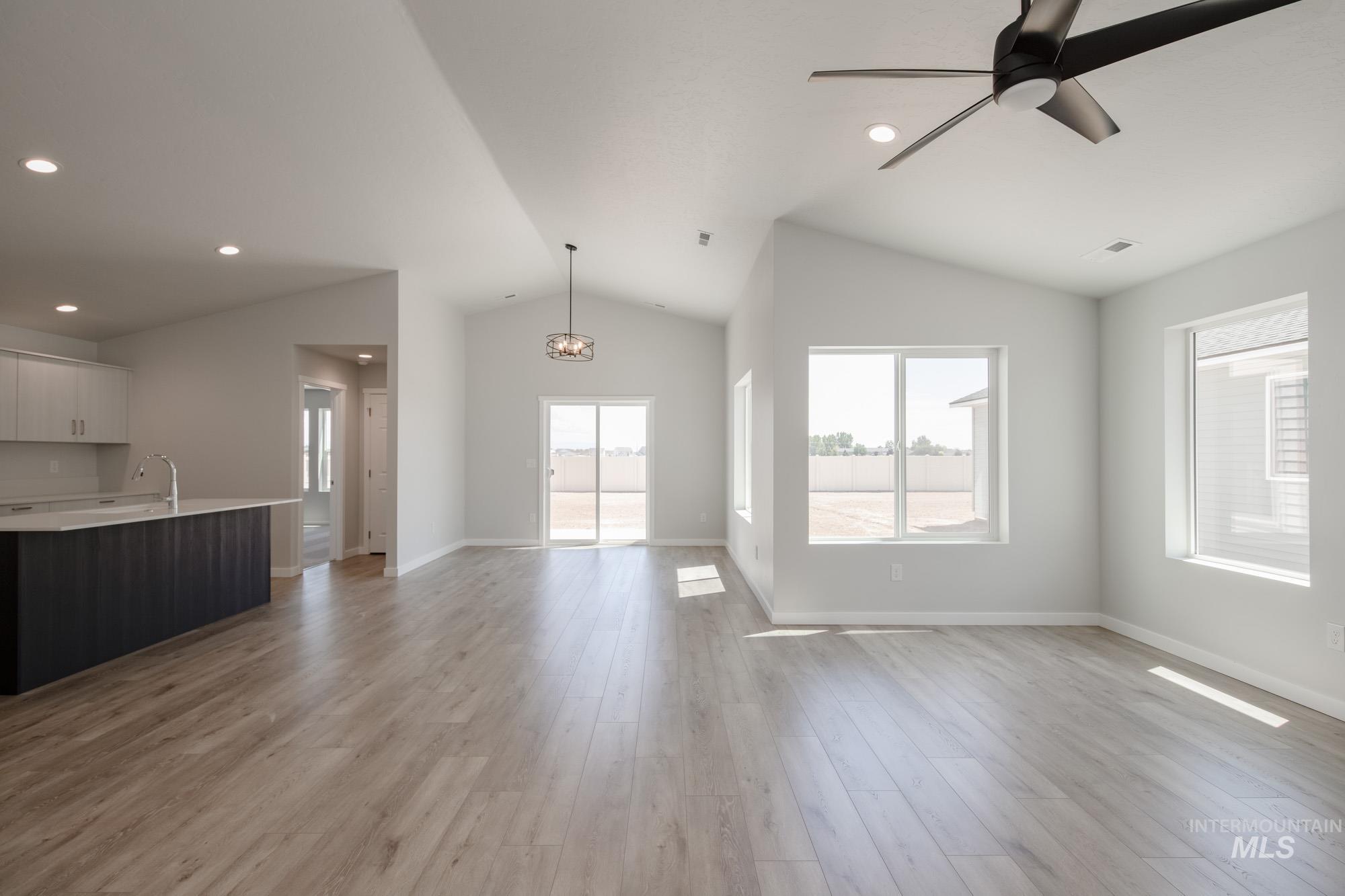 16300 Backfill Pl Property Photo 13