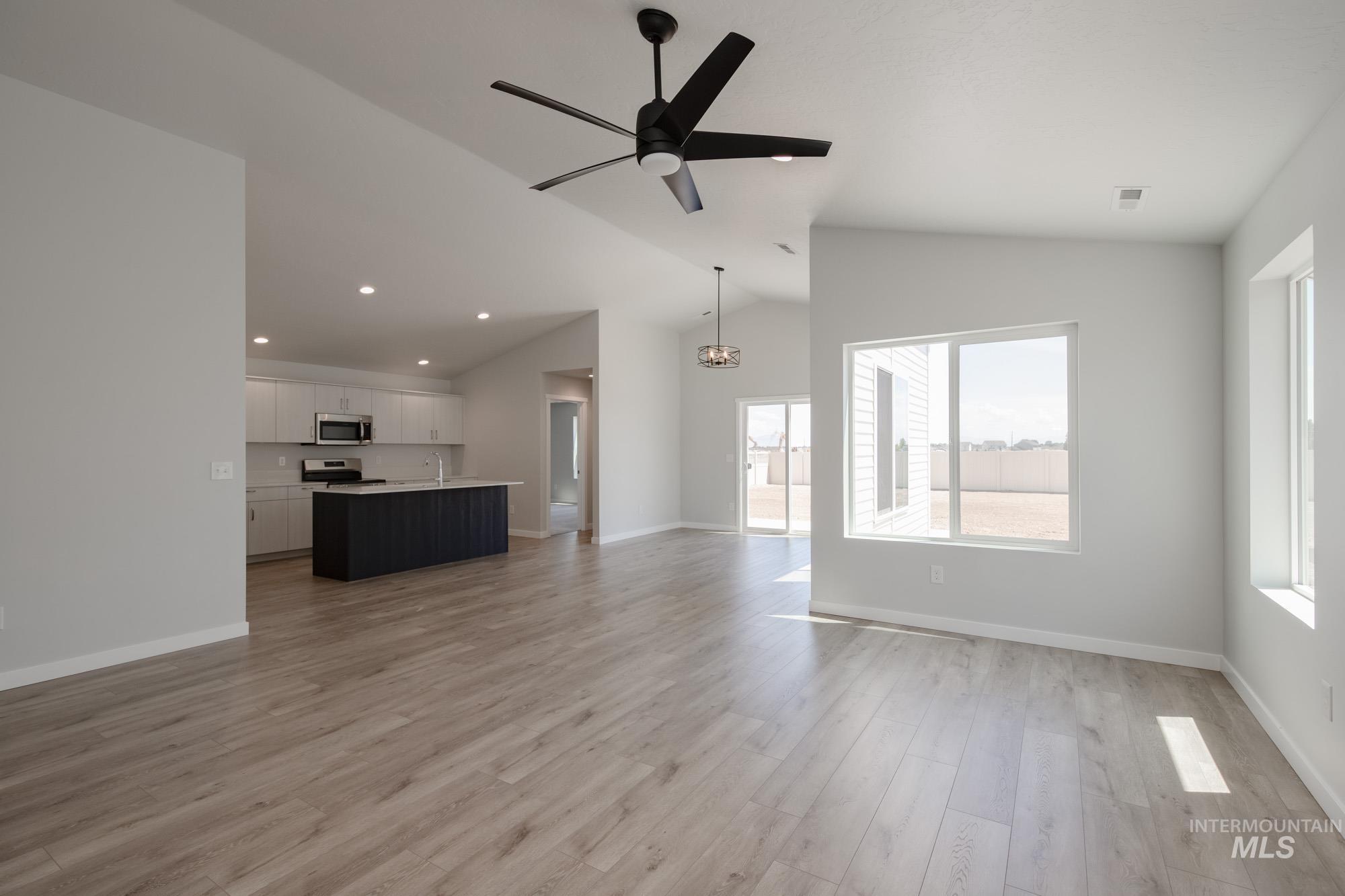 16300 Backfill Pl Property Photo 14