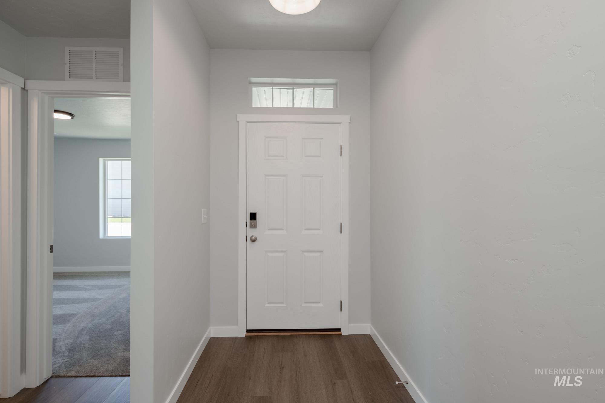 16272 Fill Ave Property Photo 3