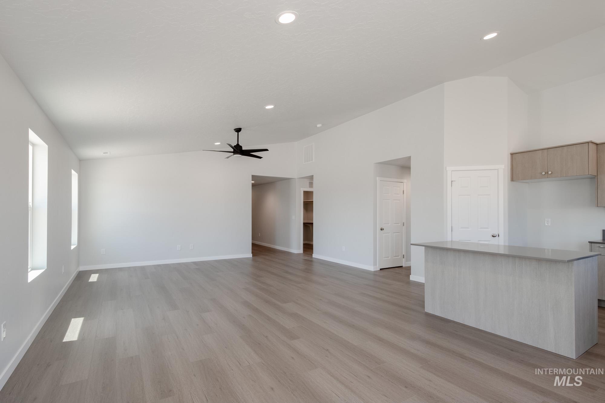 16272 Fill Ave Property Photo 11