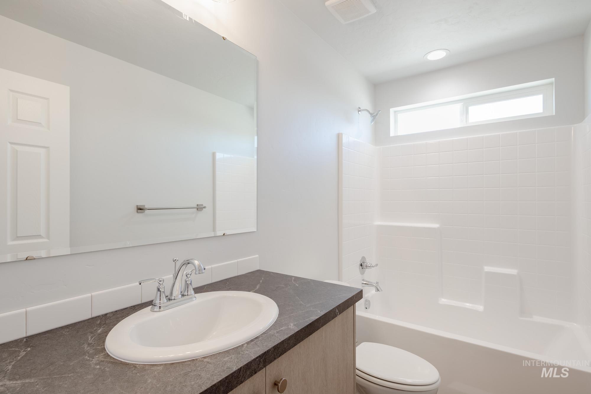 16272 Fill Ave Property Photo 17