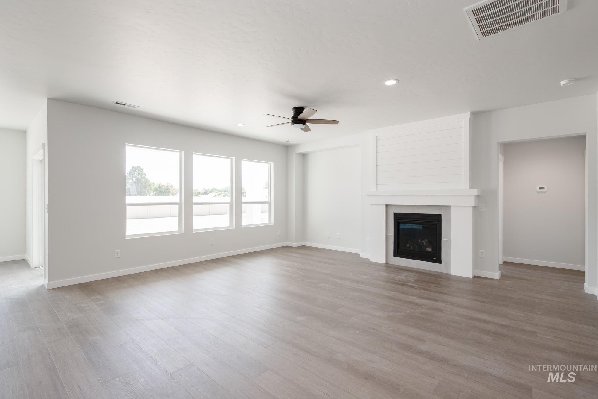 5316 Castleton Ave Property Photo 14
