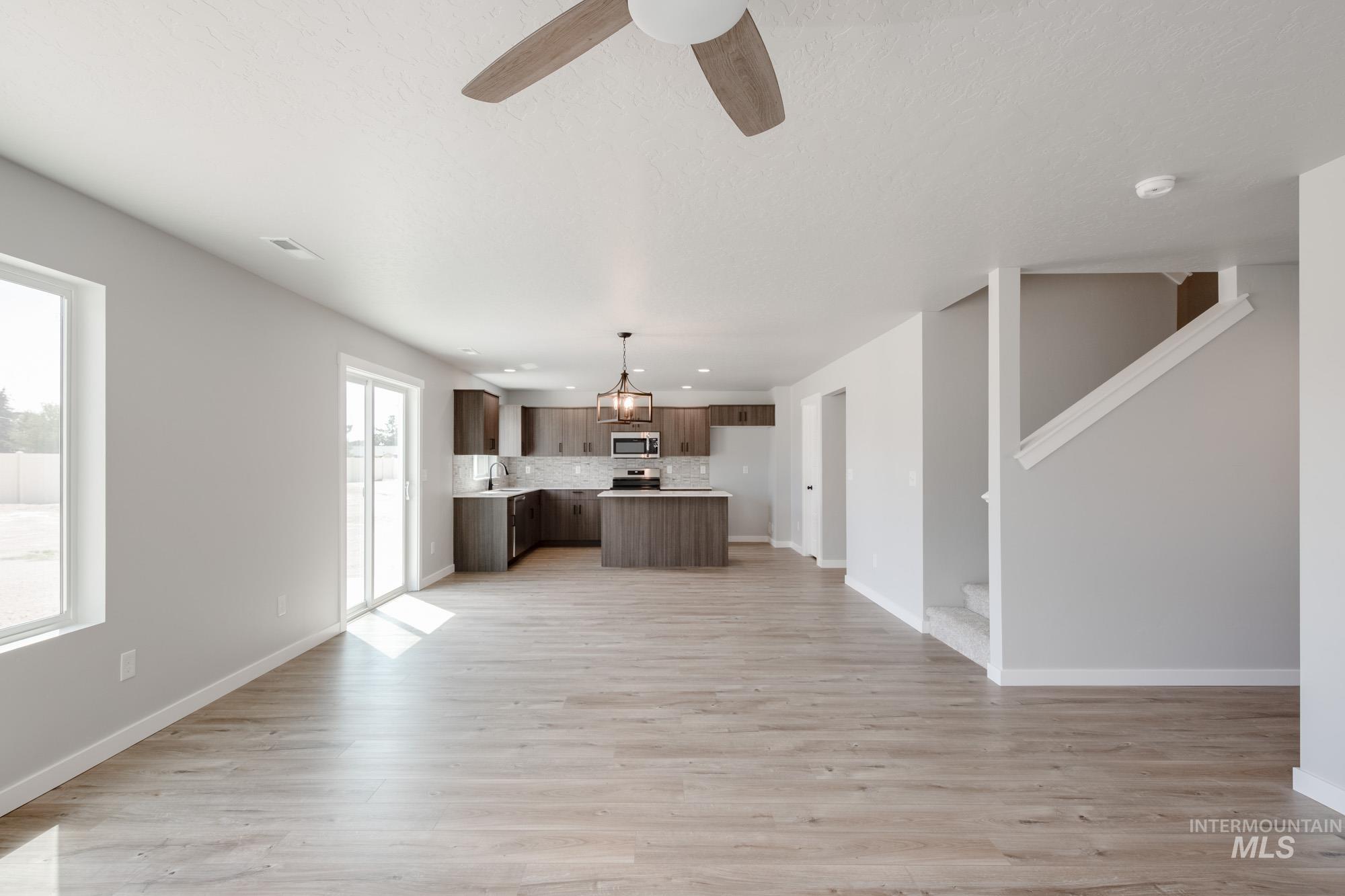 5328 Castleton Ave Property Photo 13