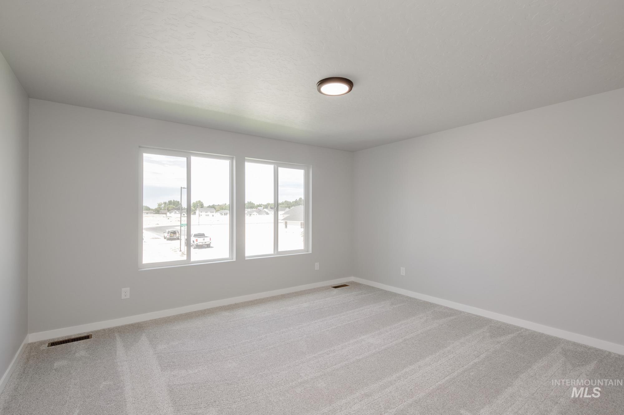 5328 Castleton Ave Property Photo 17