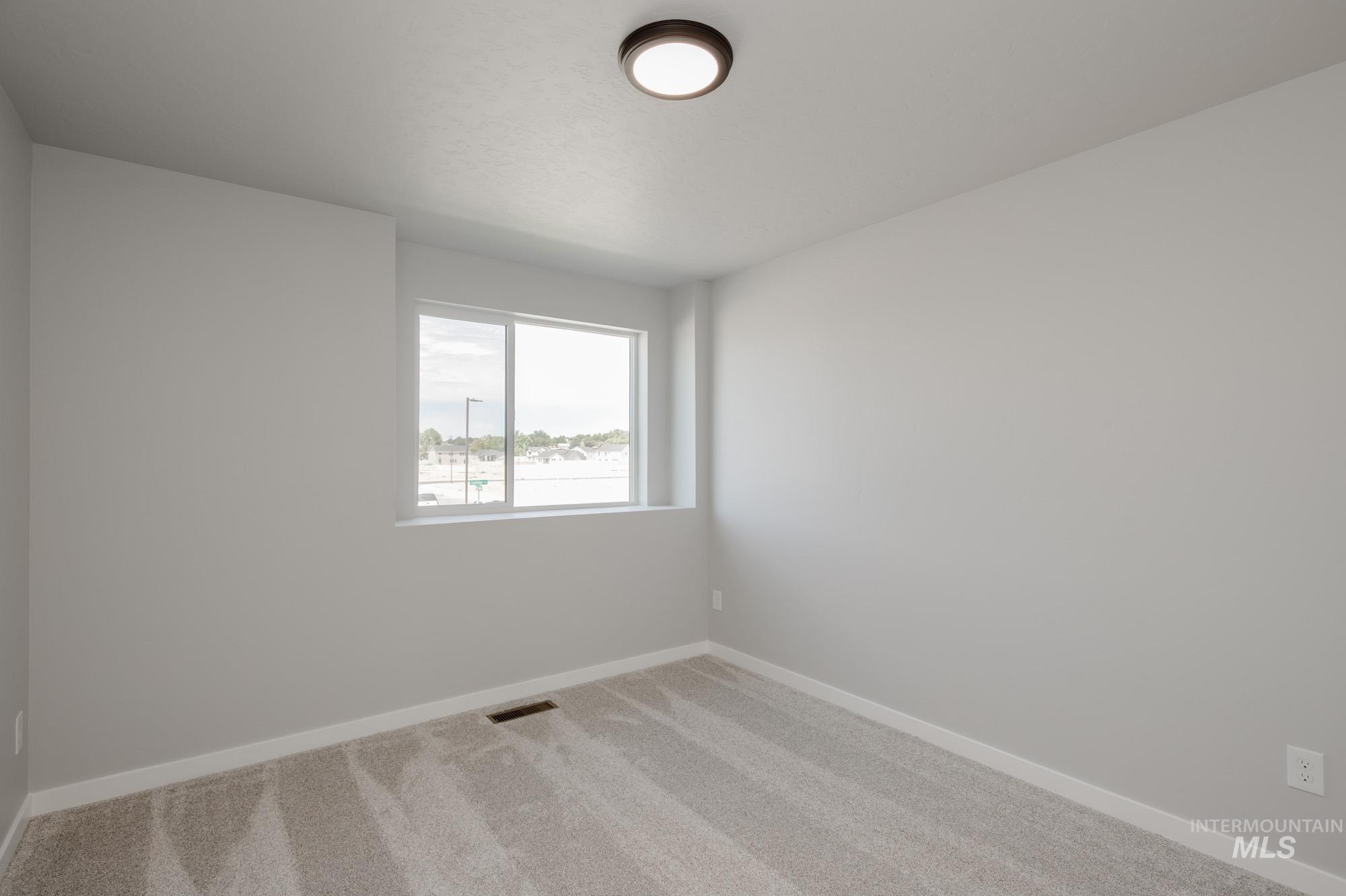 5328 Castleton Ave Property Photo 24