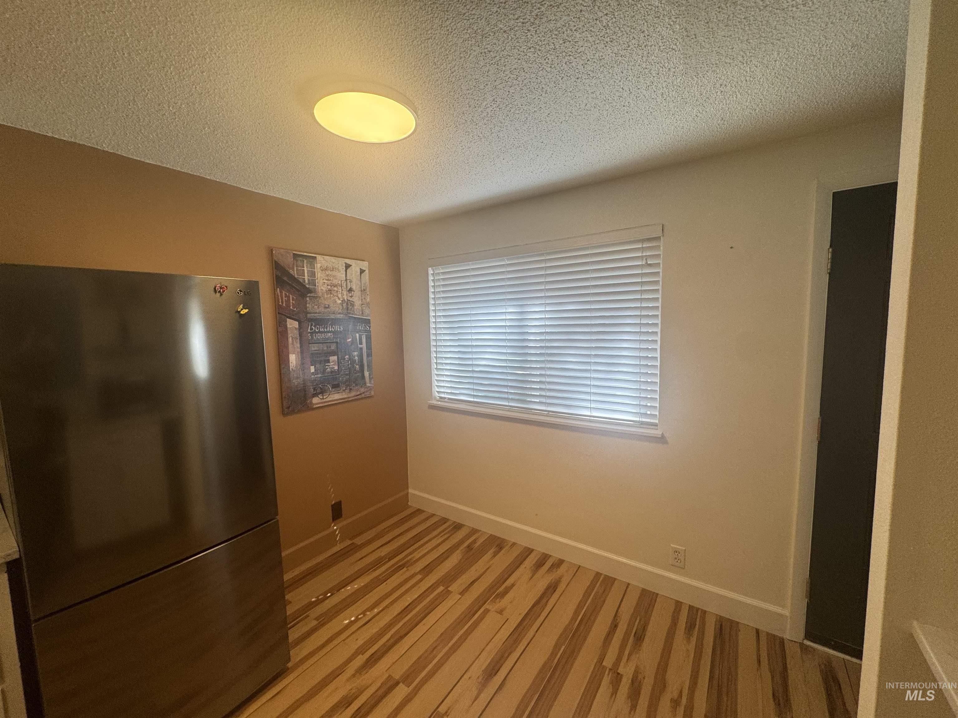 818 S Curtis Property Photo 9