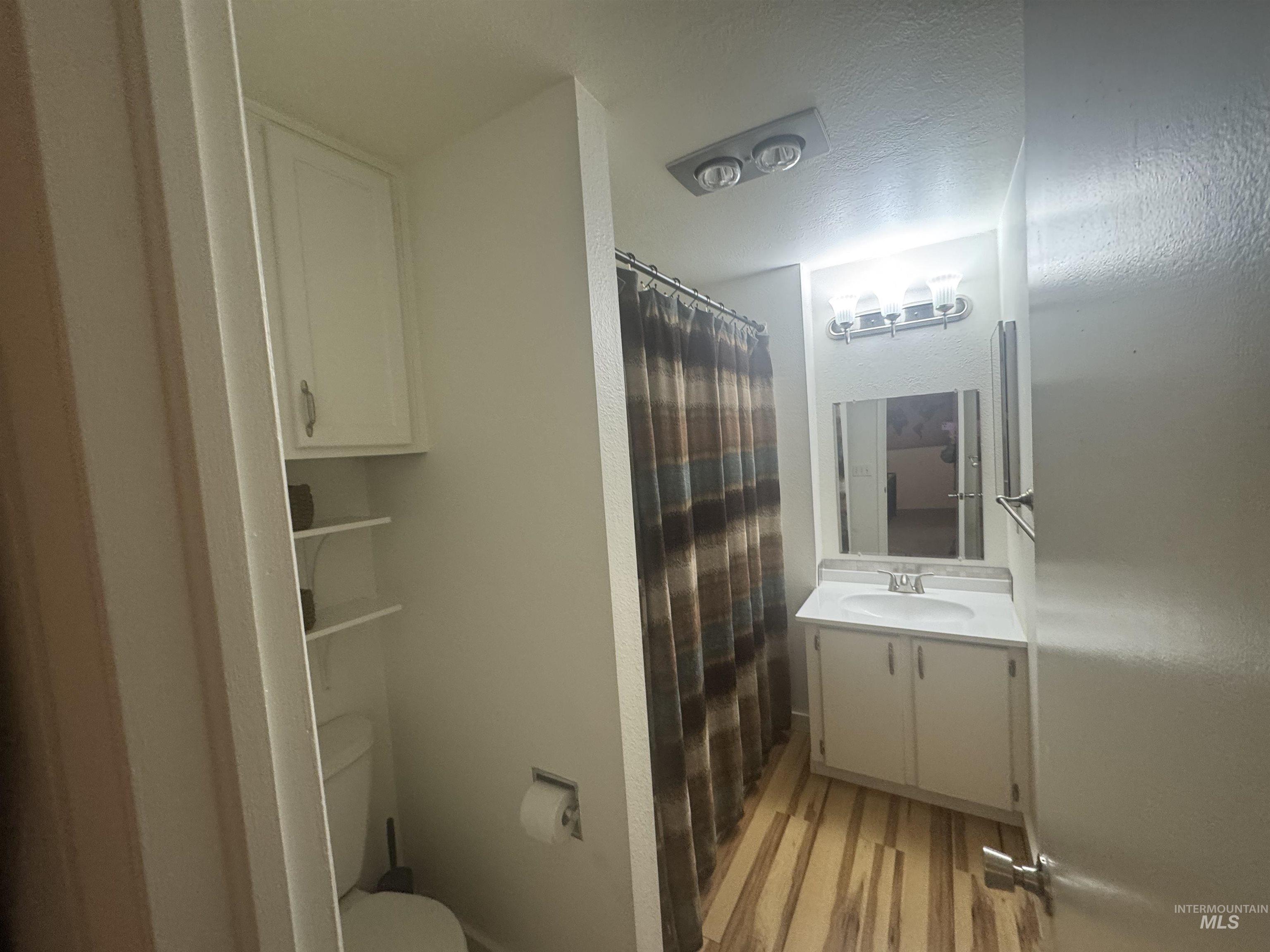 818 S Curtis Property Photo 22