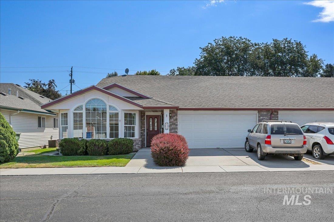 124 Country Lane Loop Property Photo 2