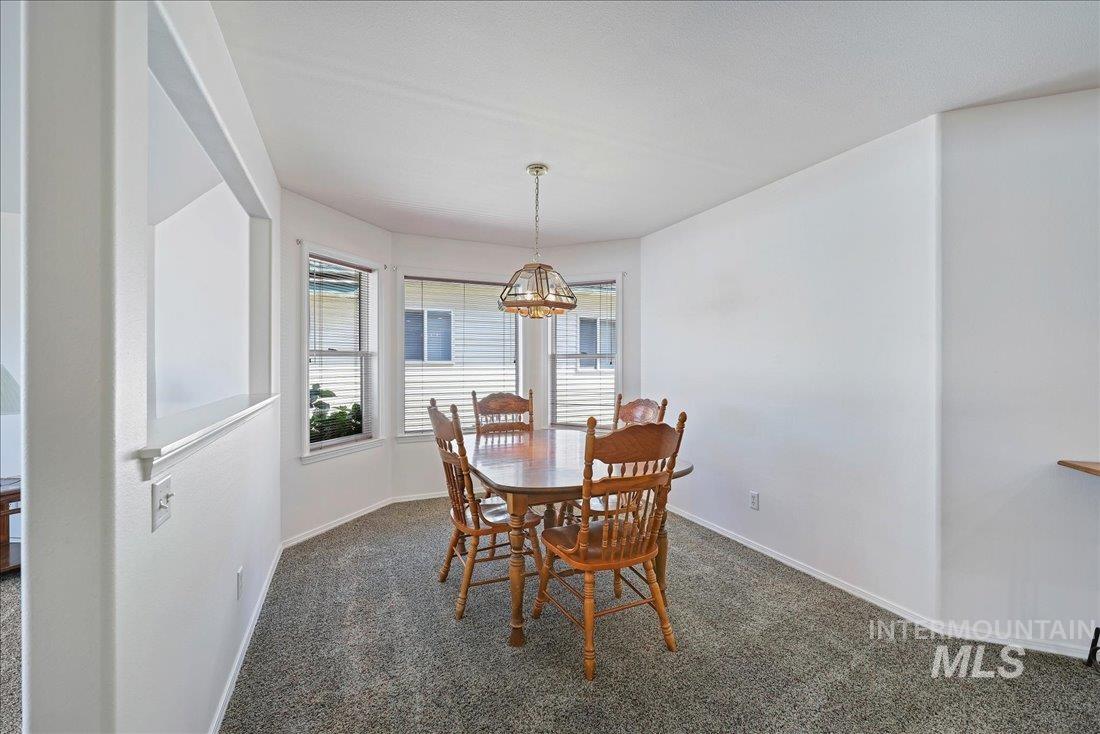 124 Country Lane Loop Property Photo 6