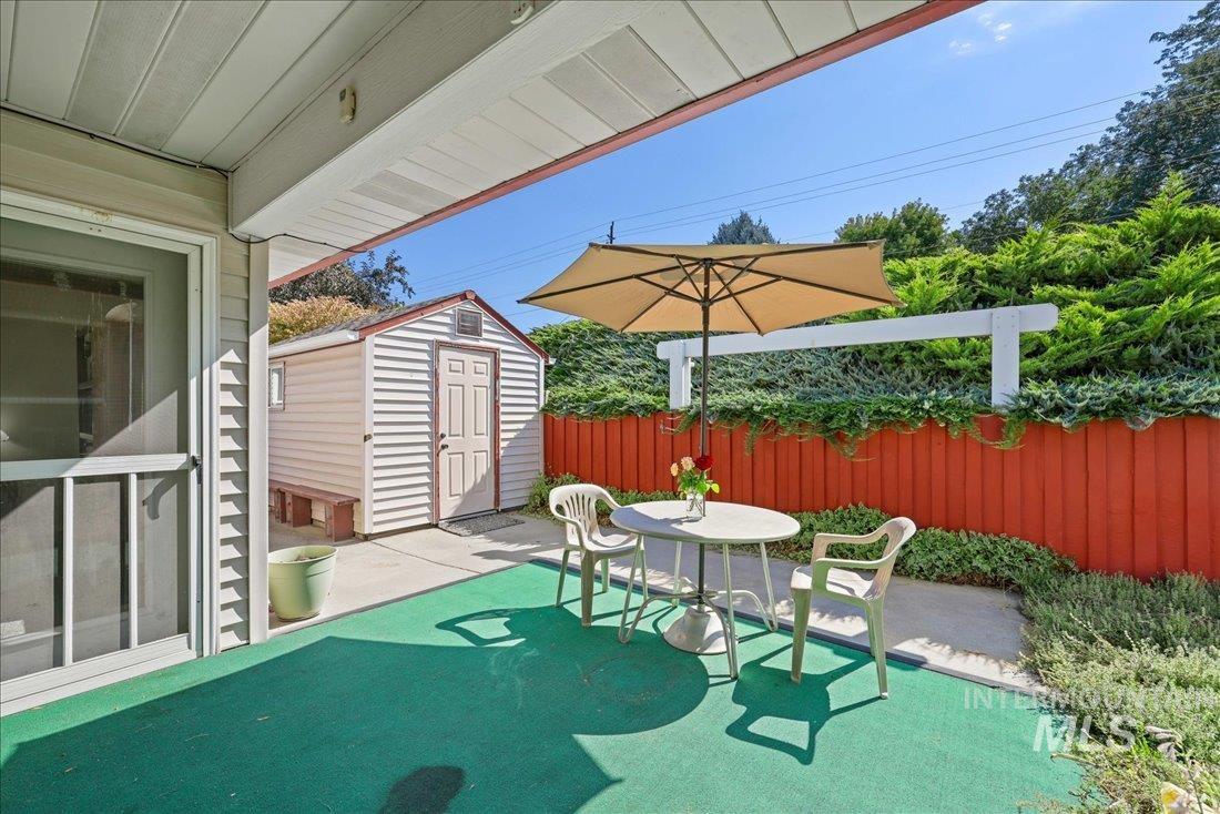 124 Country Lane Loop Property Photo 12