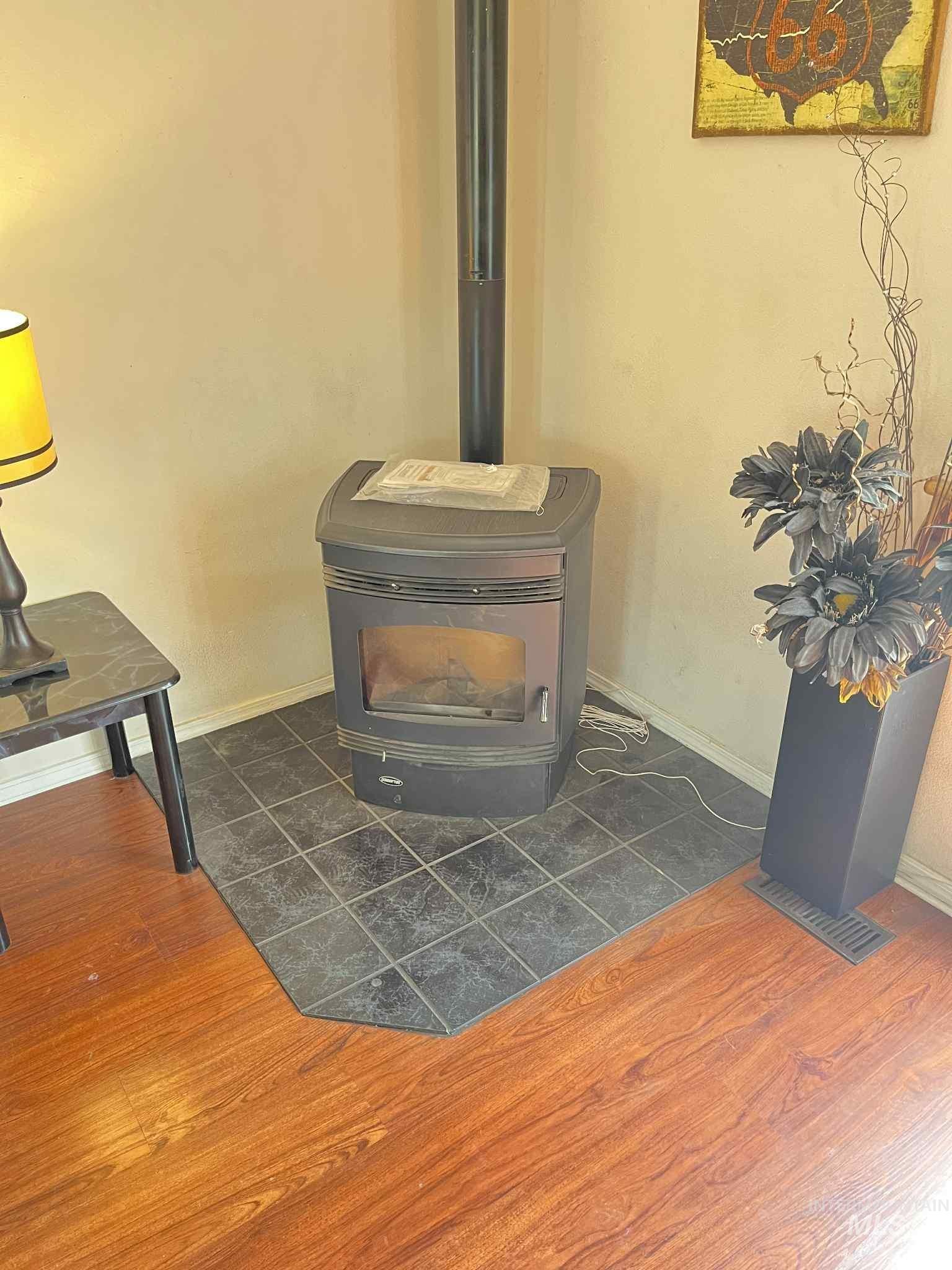 5111 Barnard Ln Property Photo 16