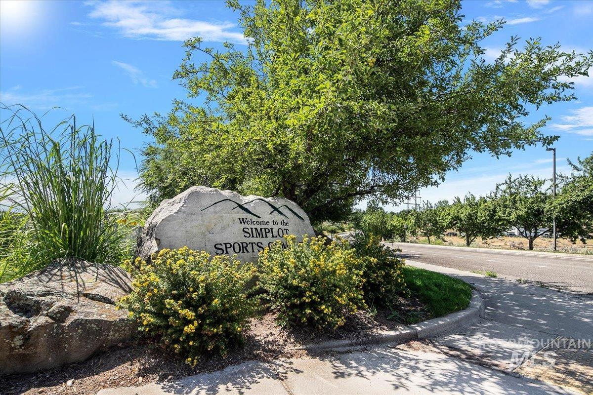 5656 S Snapdragon Pl Property Photo 38